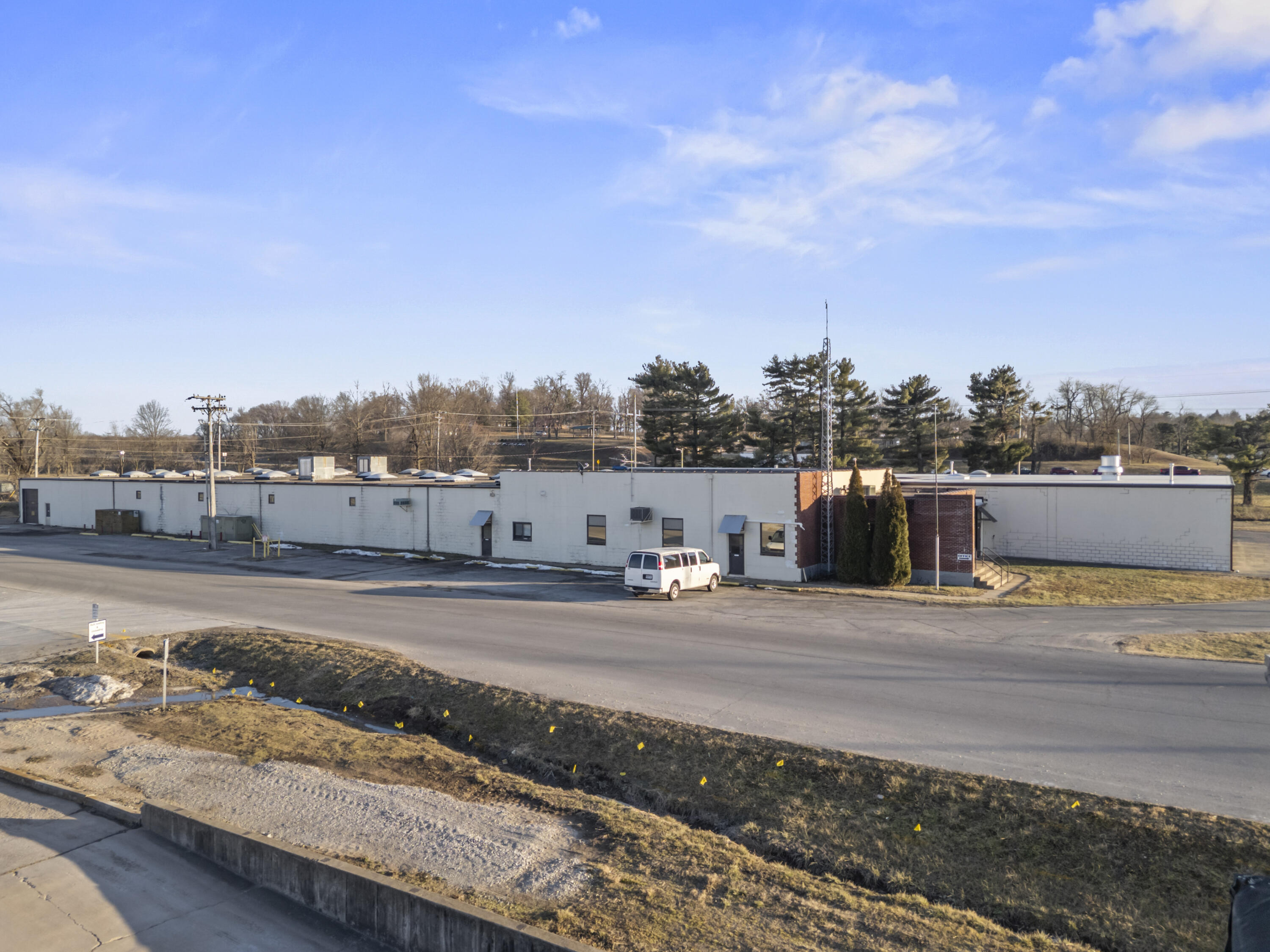 115 W Dairy Street — photo