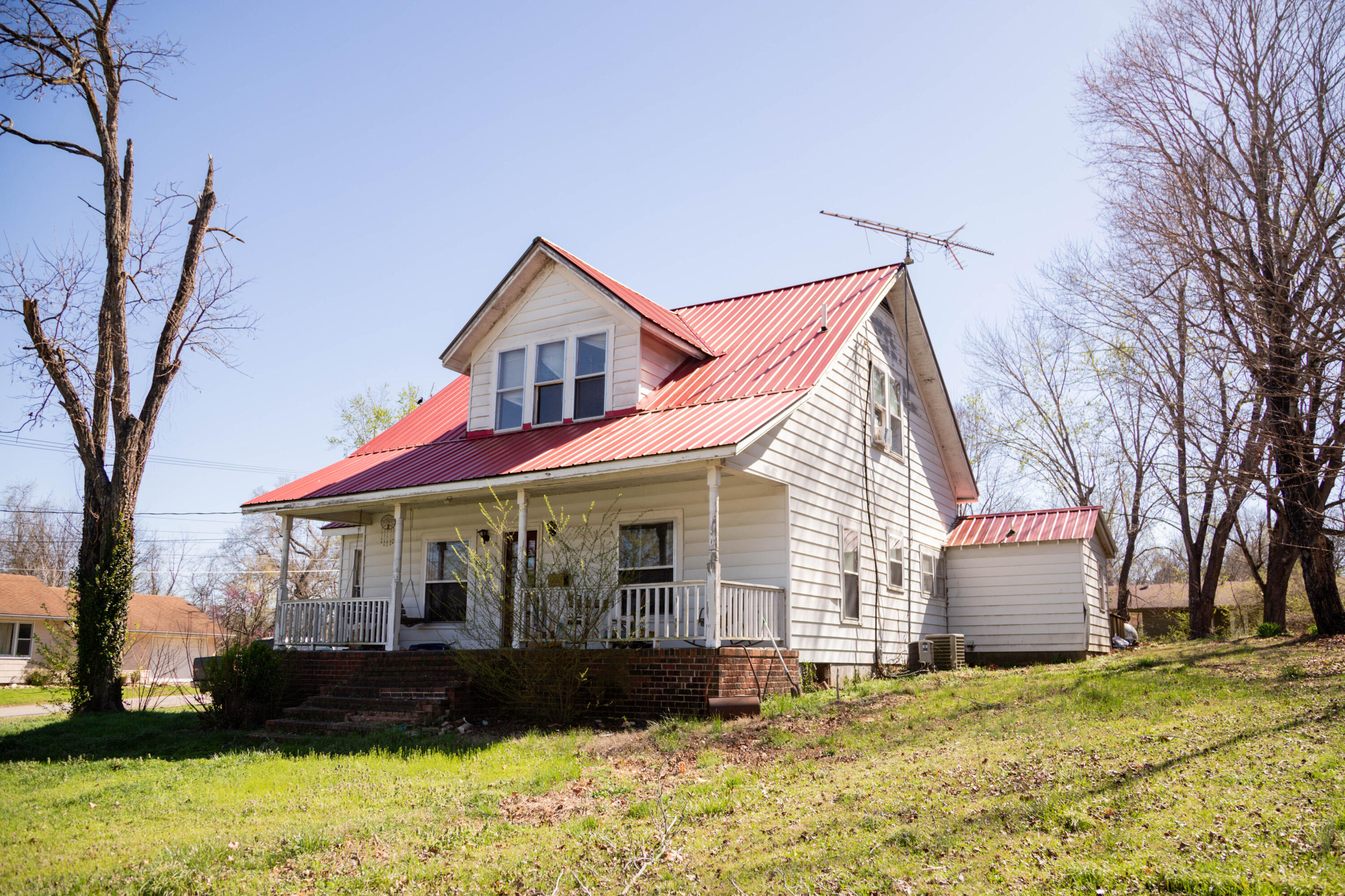 903 Vine Street — photo
