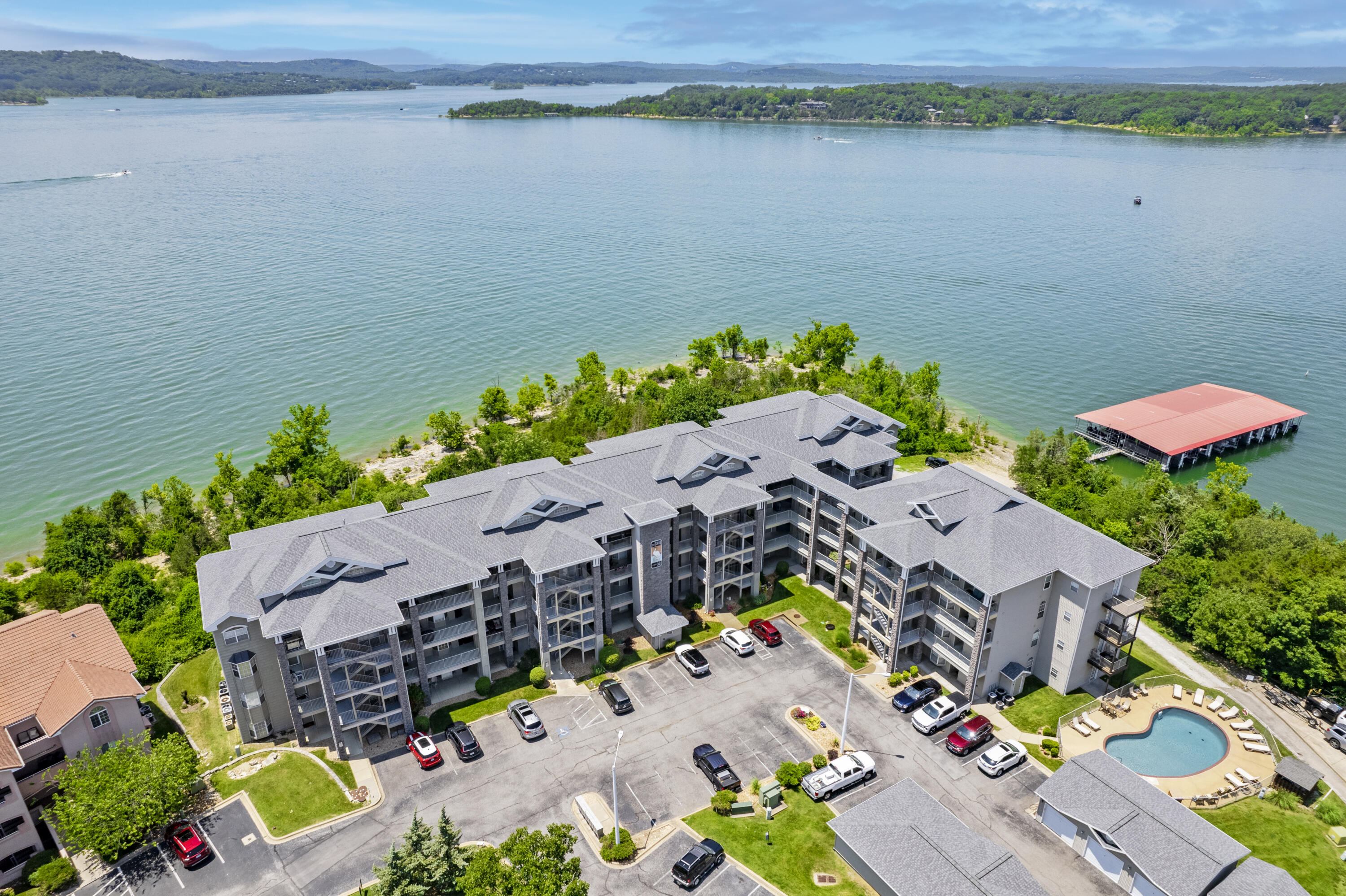 680 Emerald Pointe Drive 1 — photo