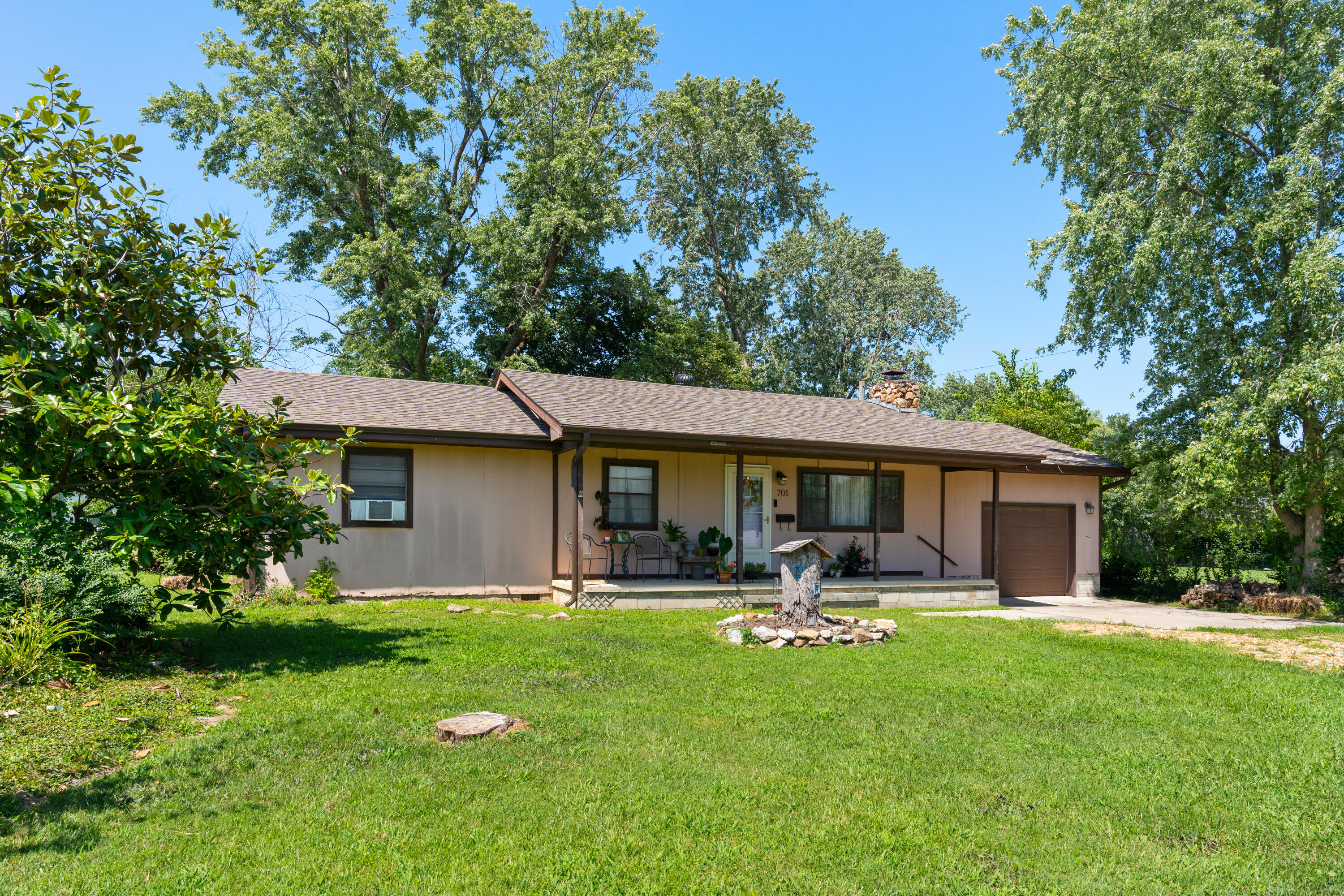 701 E Jackson Street, Marshfield, MO 65706 — photo 3