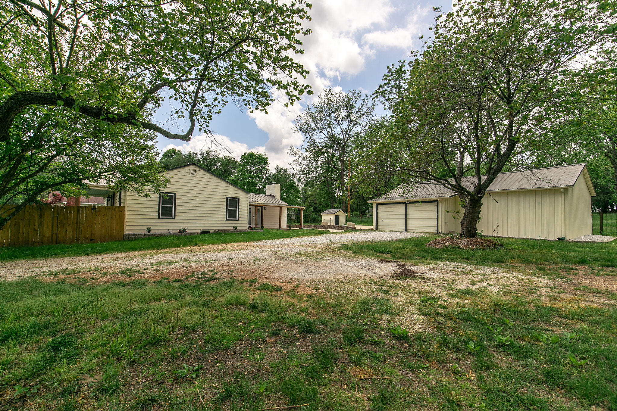2031 N Farm Rd 197, Springfield, MO 65802 — photo 2