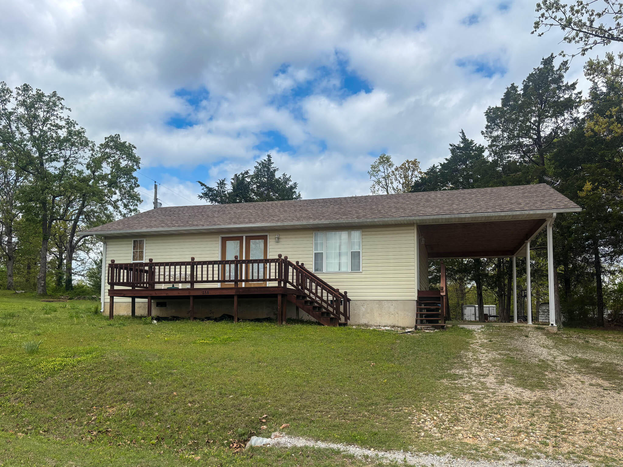 316 Blueridge Drive — photo