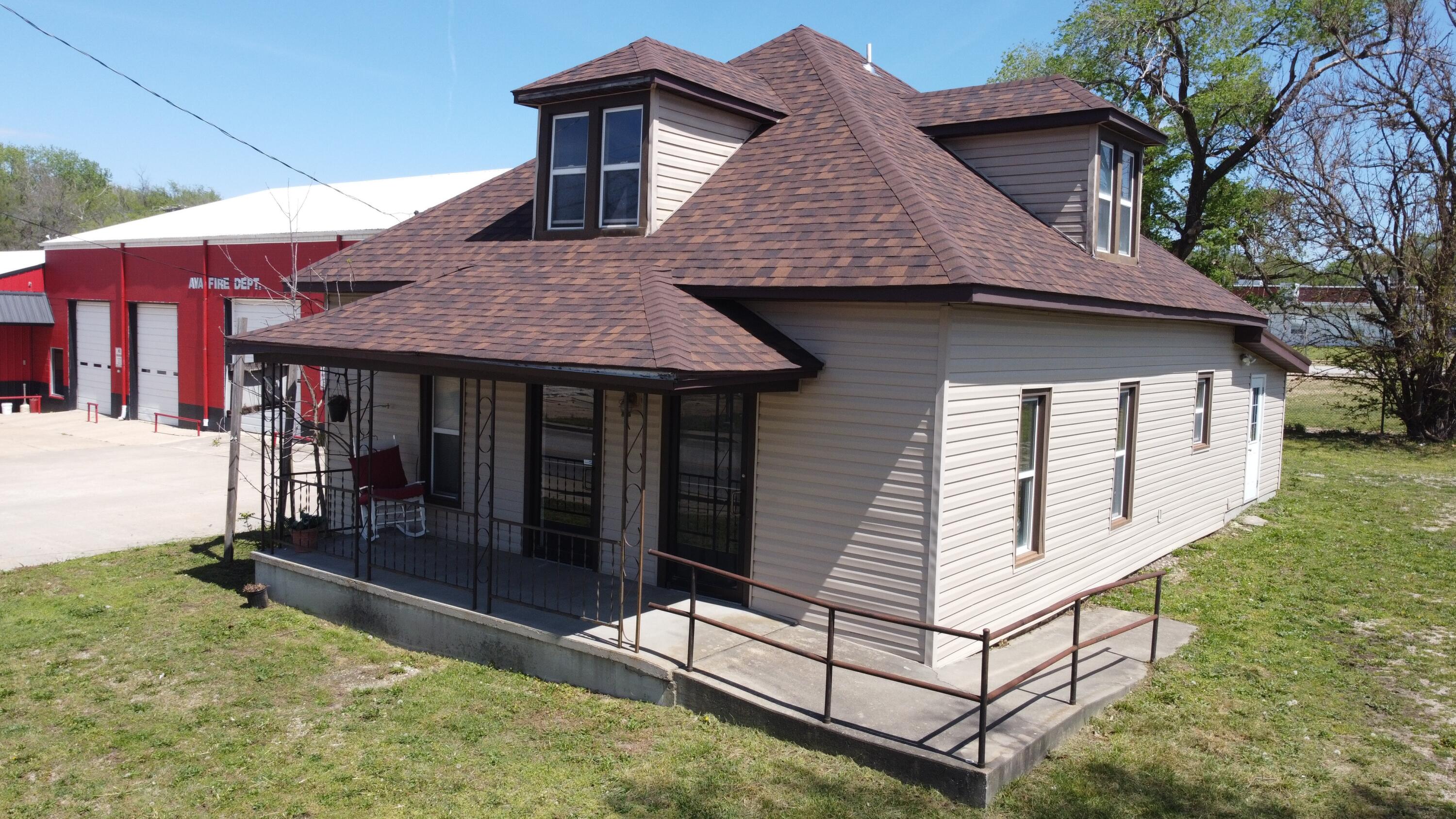 902 N Jefferson Street — photo