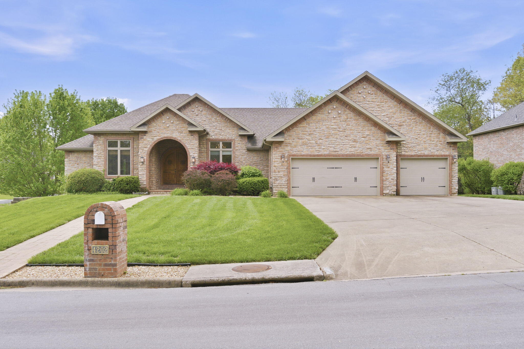 4202 Buttonwood Drive — photo