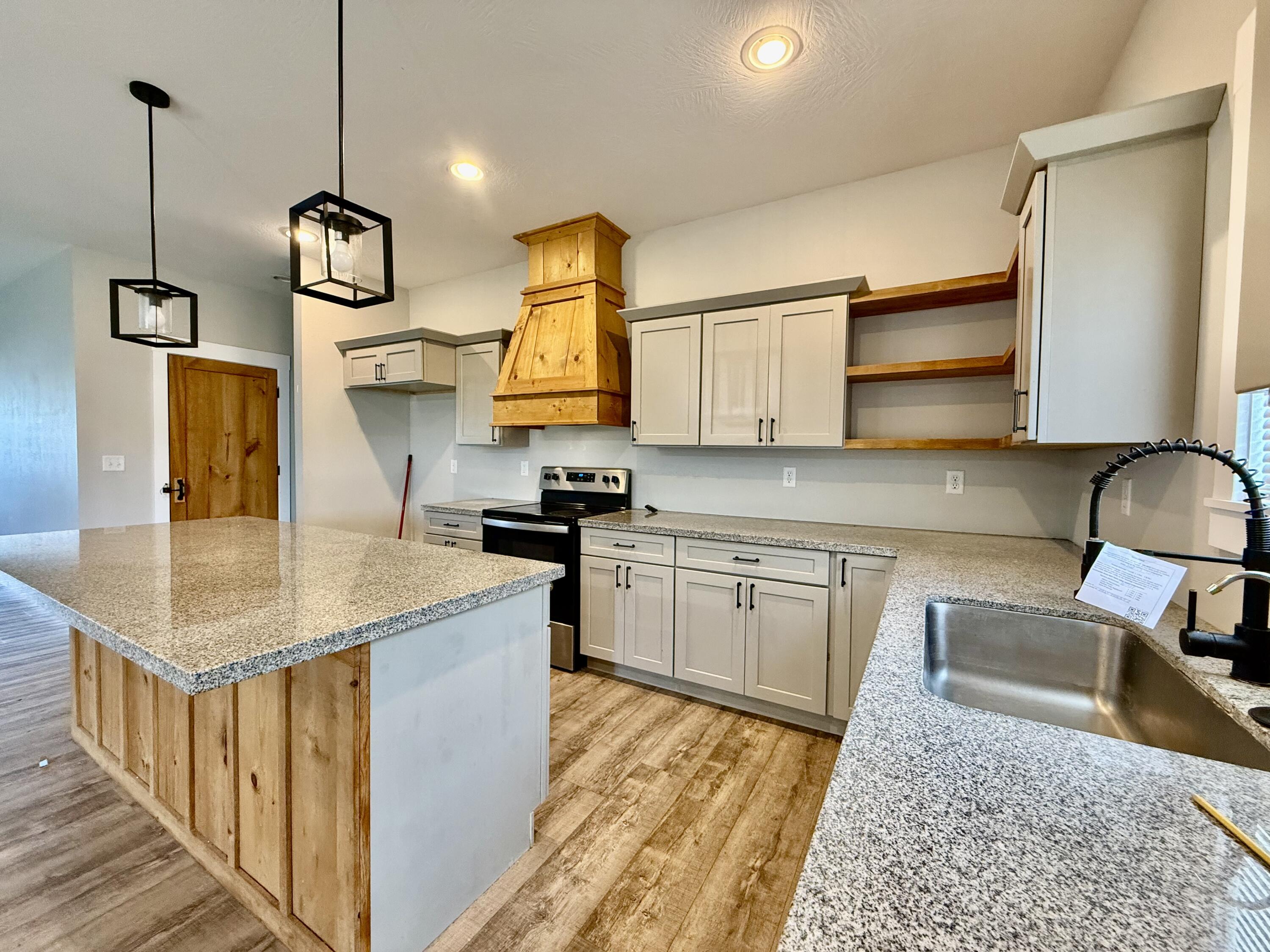 2375 S Sedona Court — photo