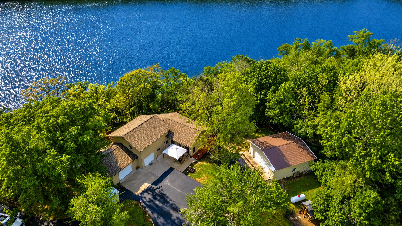 18992 Eagle Point Road, Eagle Rock, MO 65641 — photo 3