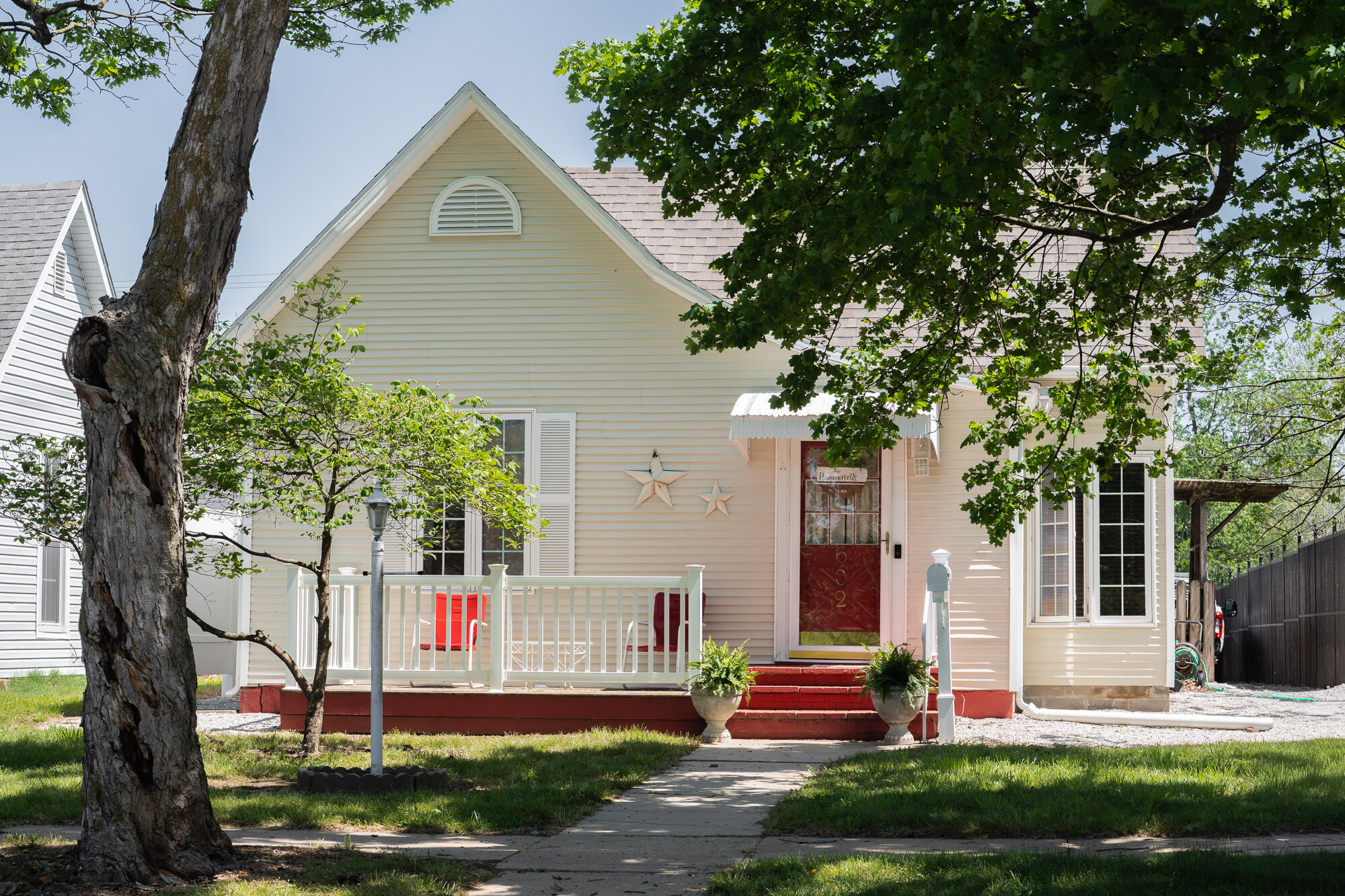 602 N Walnut Street — photo