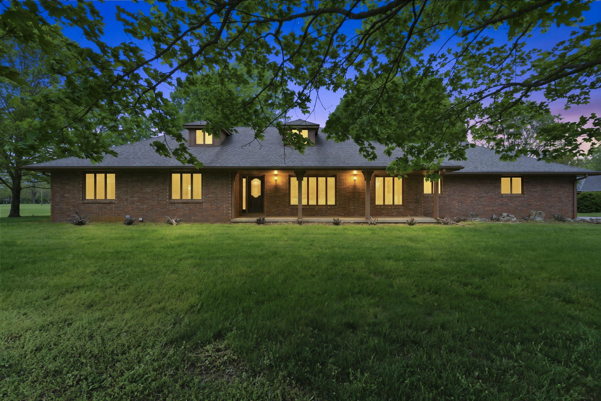 431 N Farm Road 205 — photo
