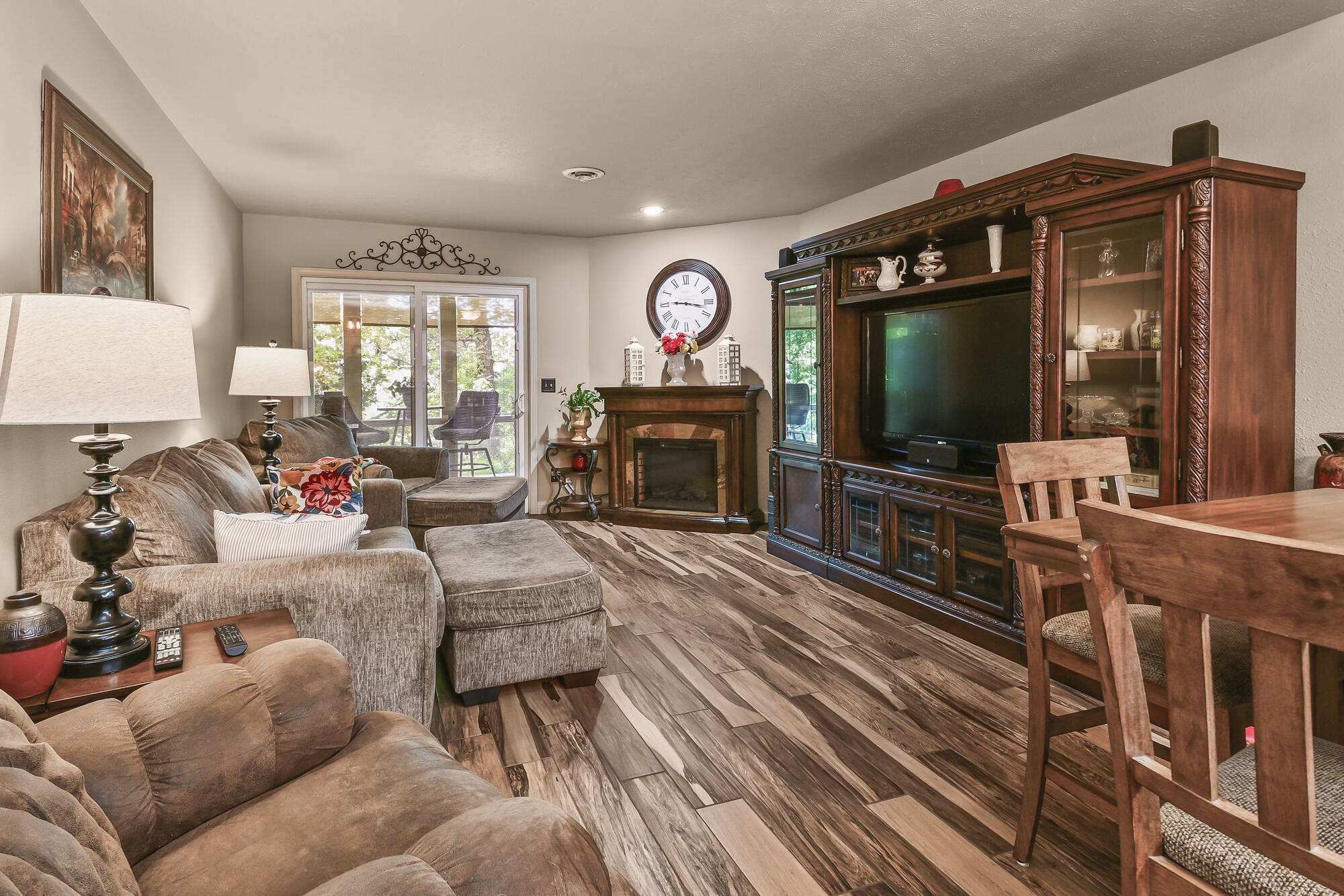 150 The Bluffs 31-3 — photo