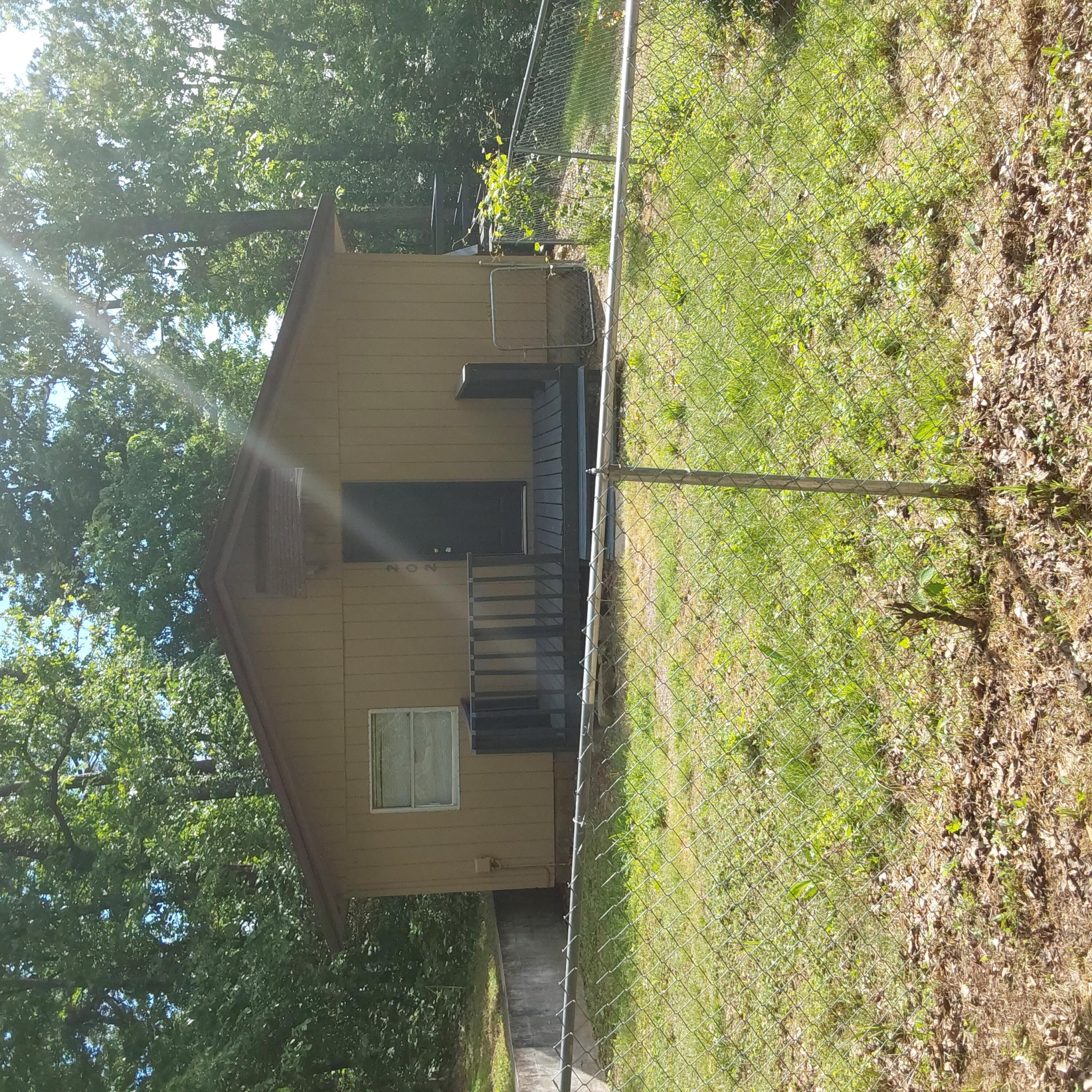 202 Iris Road — photo