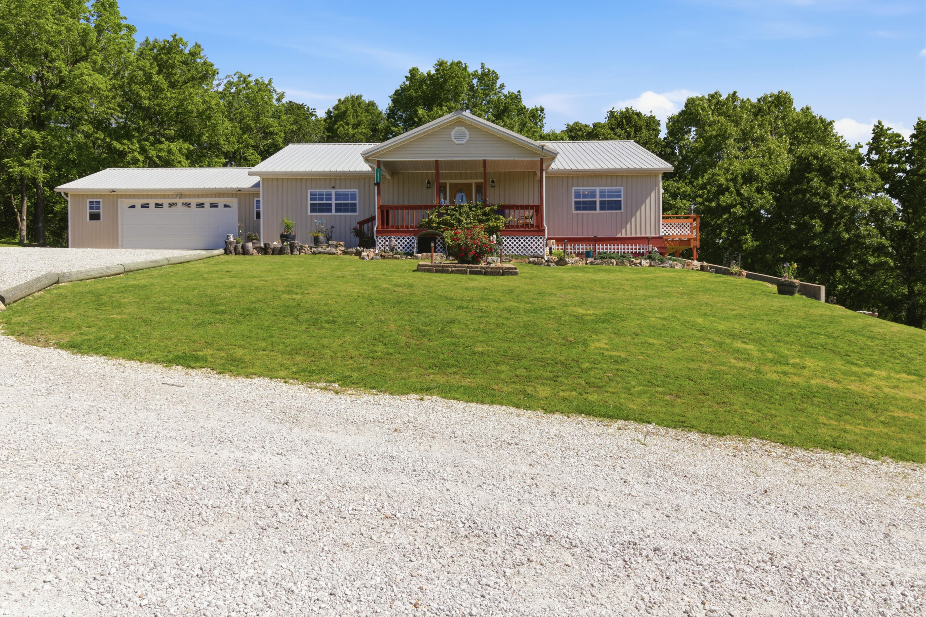 12968 Farm Road 2090 — photo