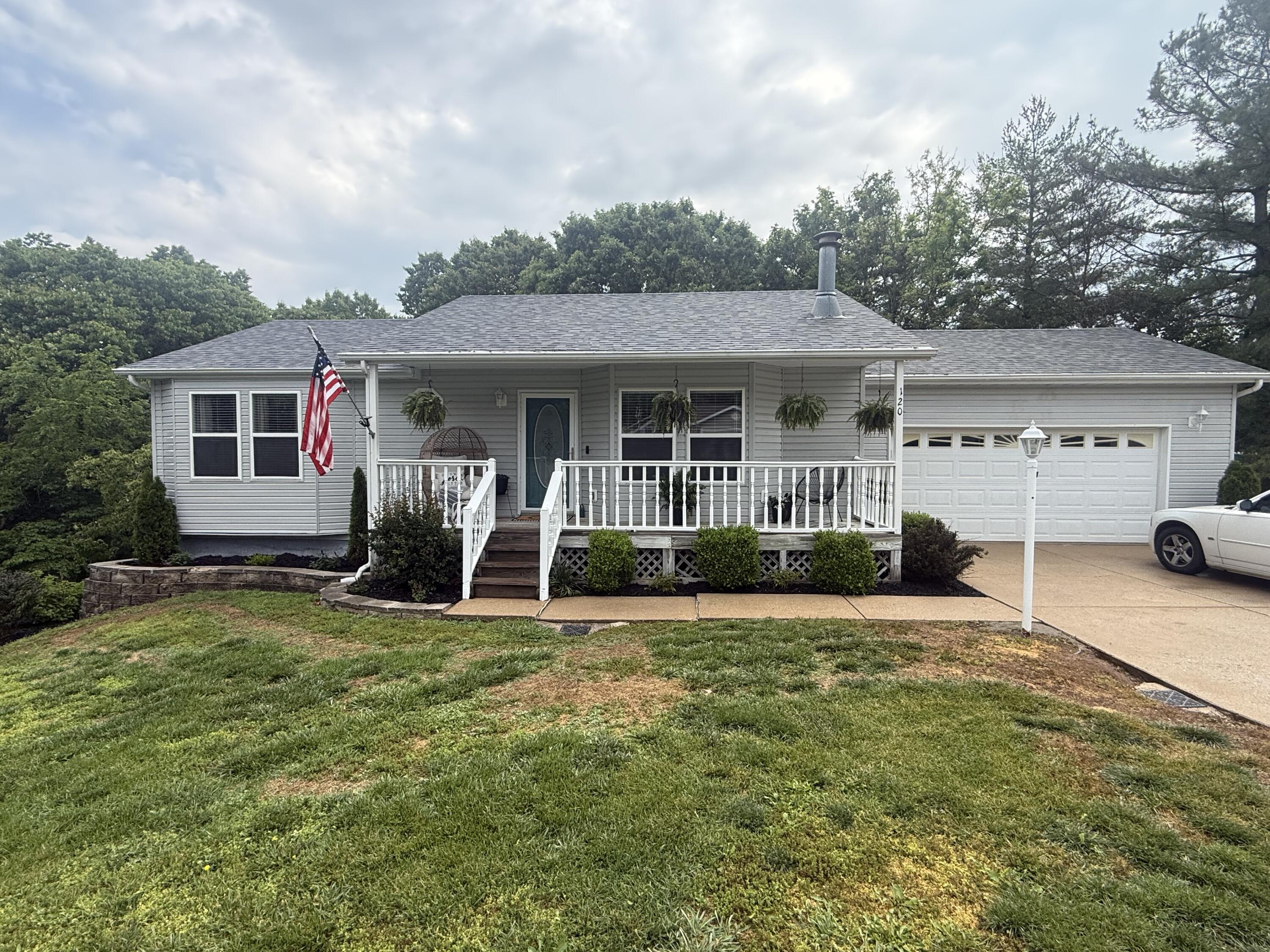 120 Sunny Lane — photo