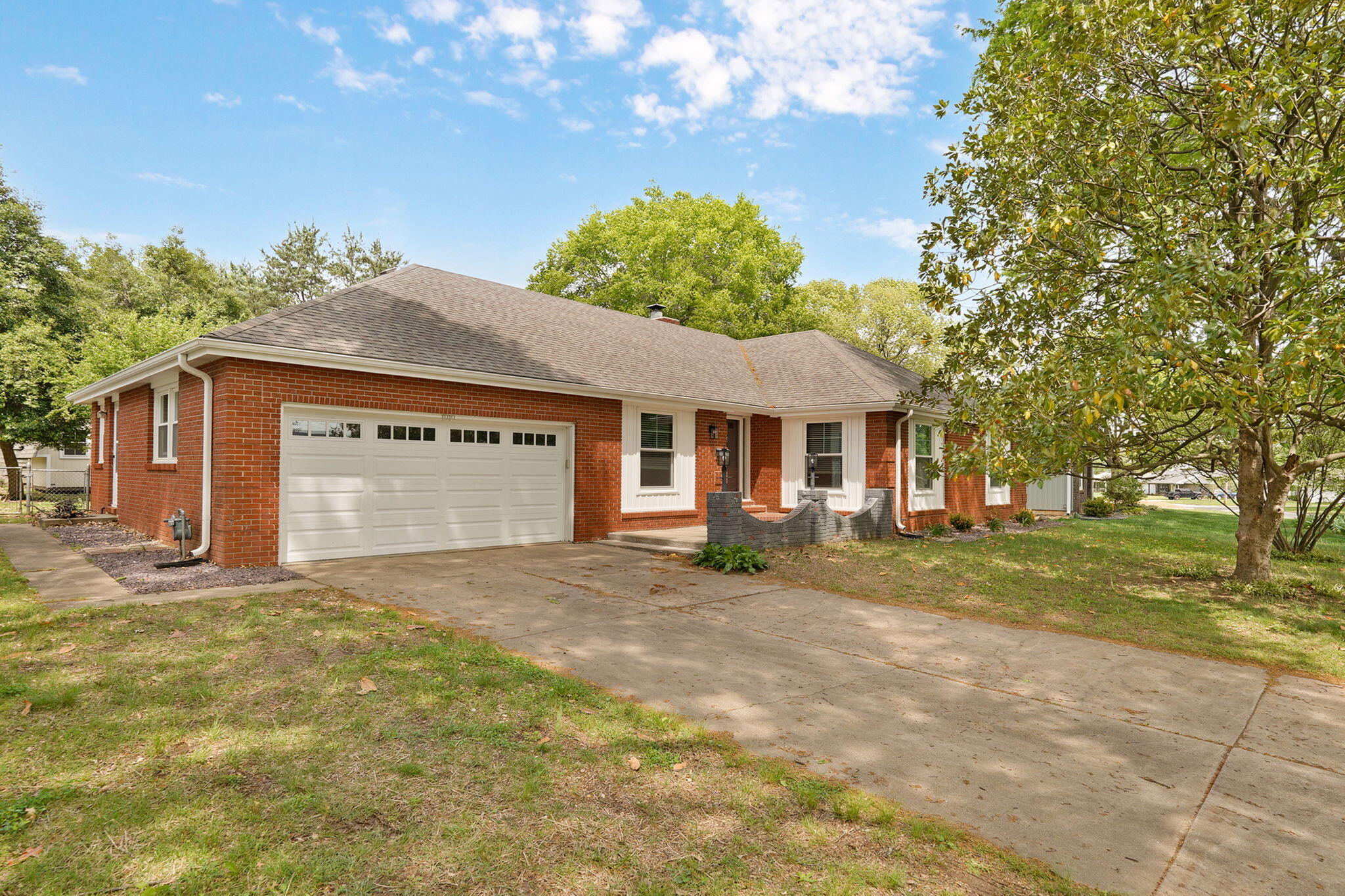 1919 E Meadow Drive, Springfield, MO 65804 — photo 3
