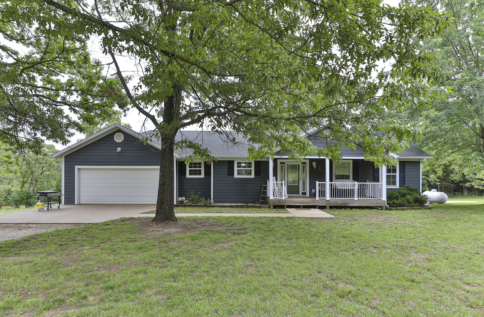 778 E Dade 52 — photo