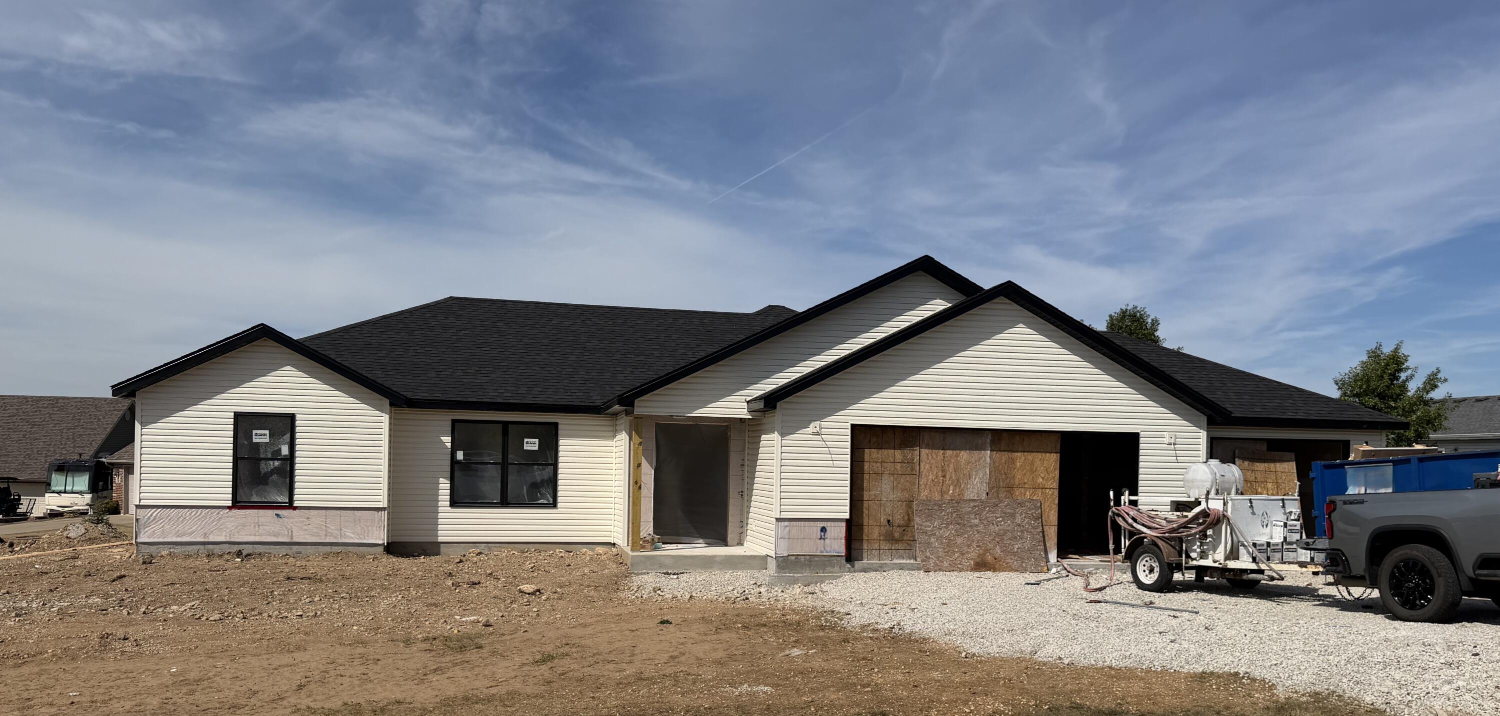 165 Prairie Drive — photo