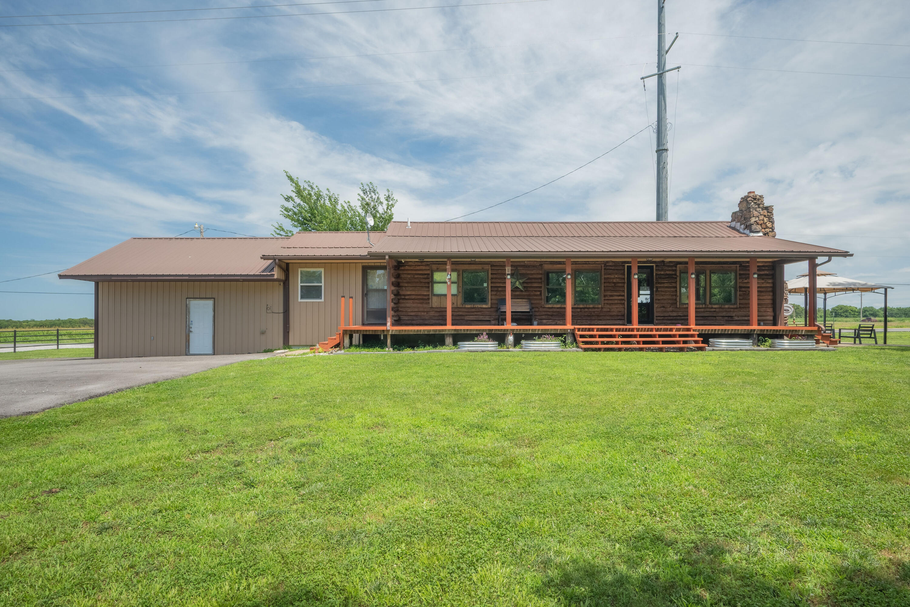 201 201 County Rd 180 — photo