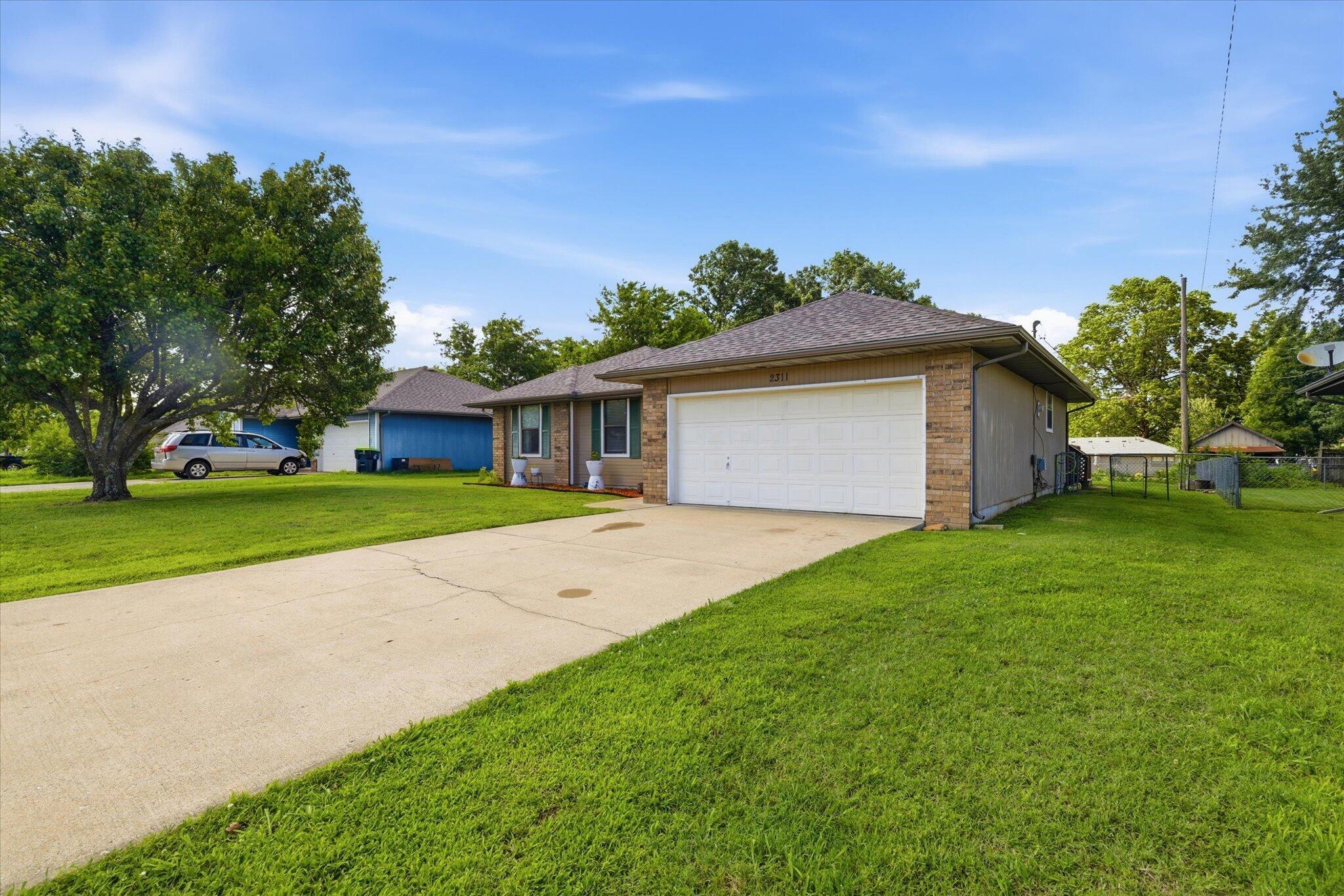 2311 W Roxbury Street, Springfield, MO 65807 — photo 3