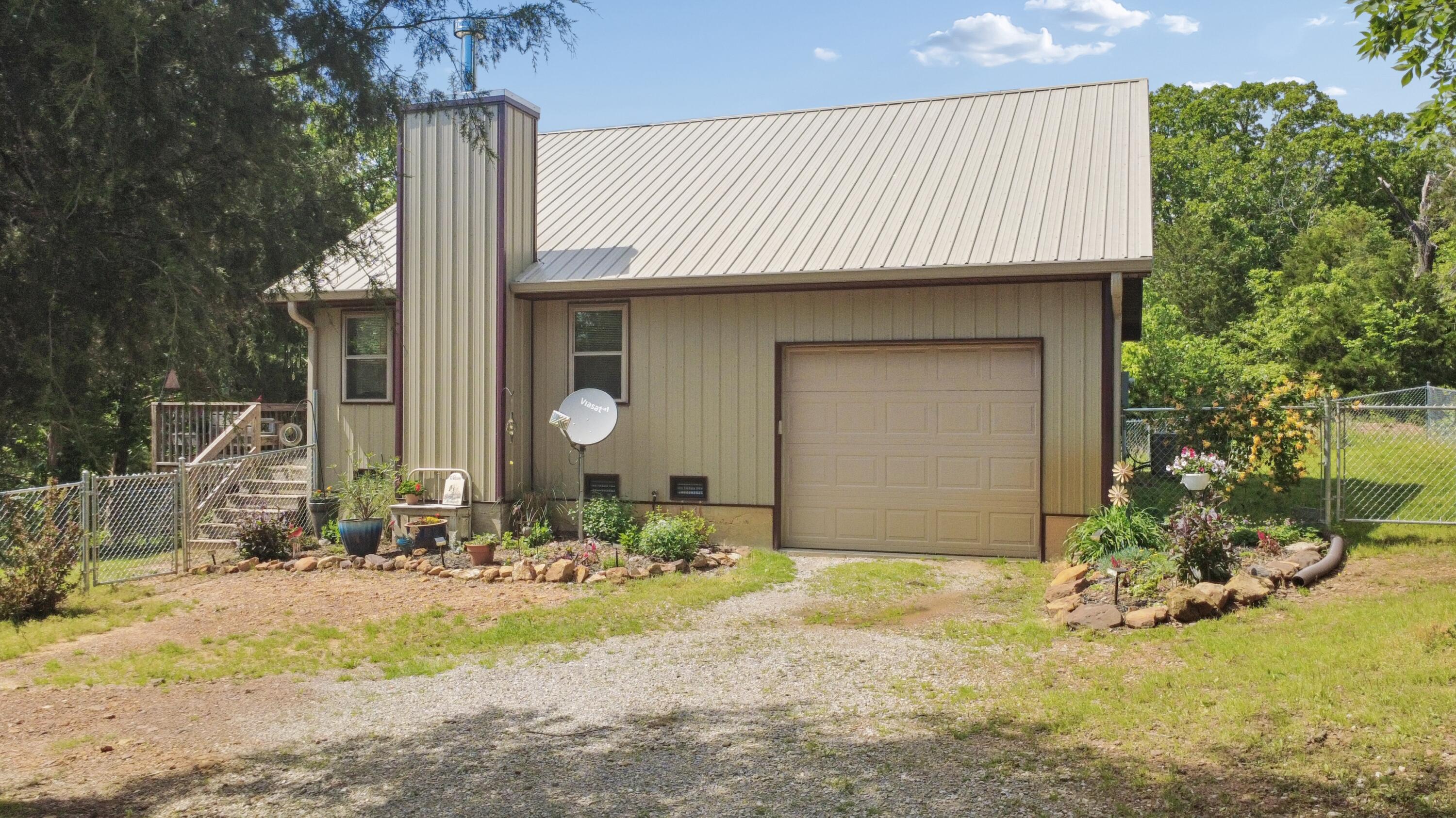 805 E Dade 52, Dadeville, MO 65635 — photo 2
