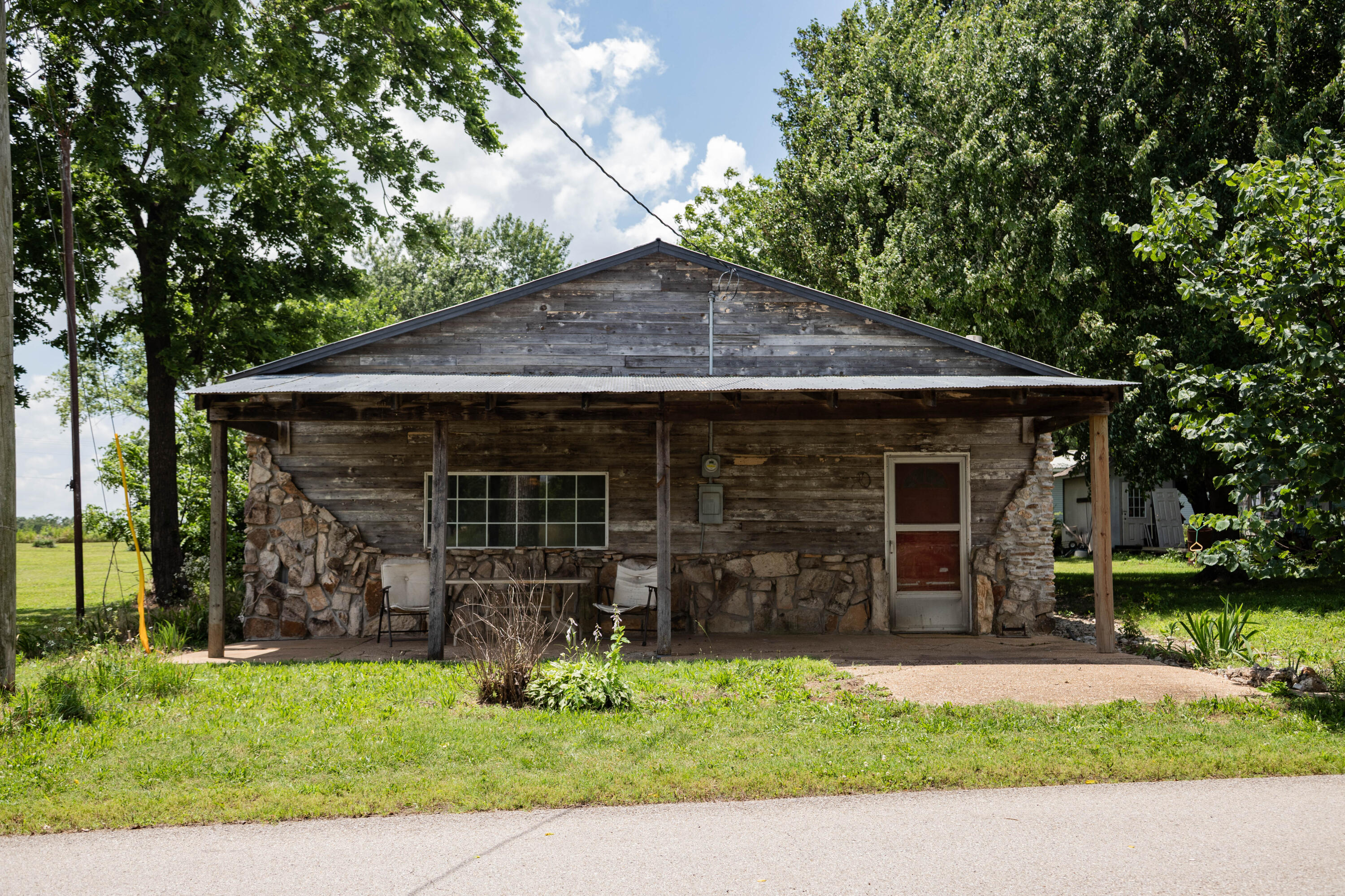 101 Luyster Street — photo