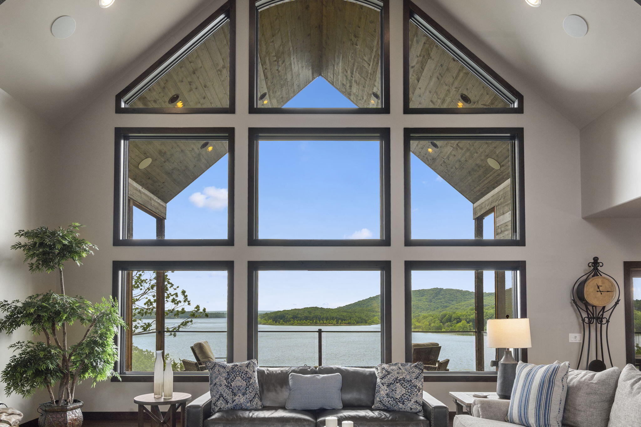 894 Discovery Bay Drive — photo