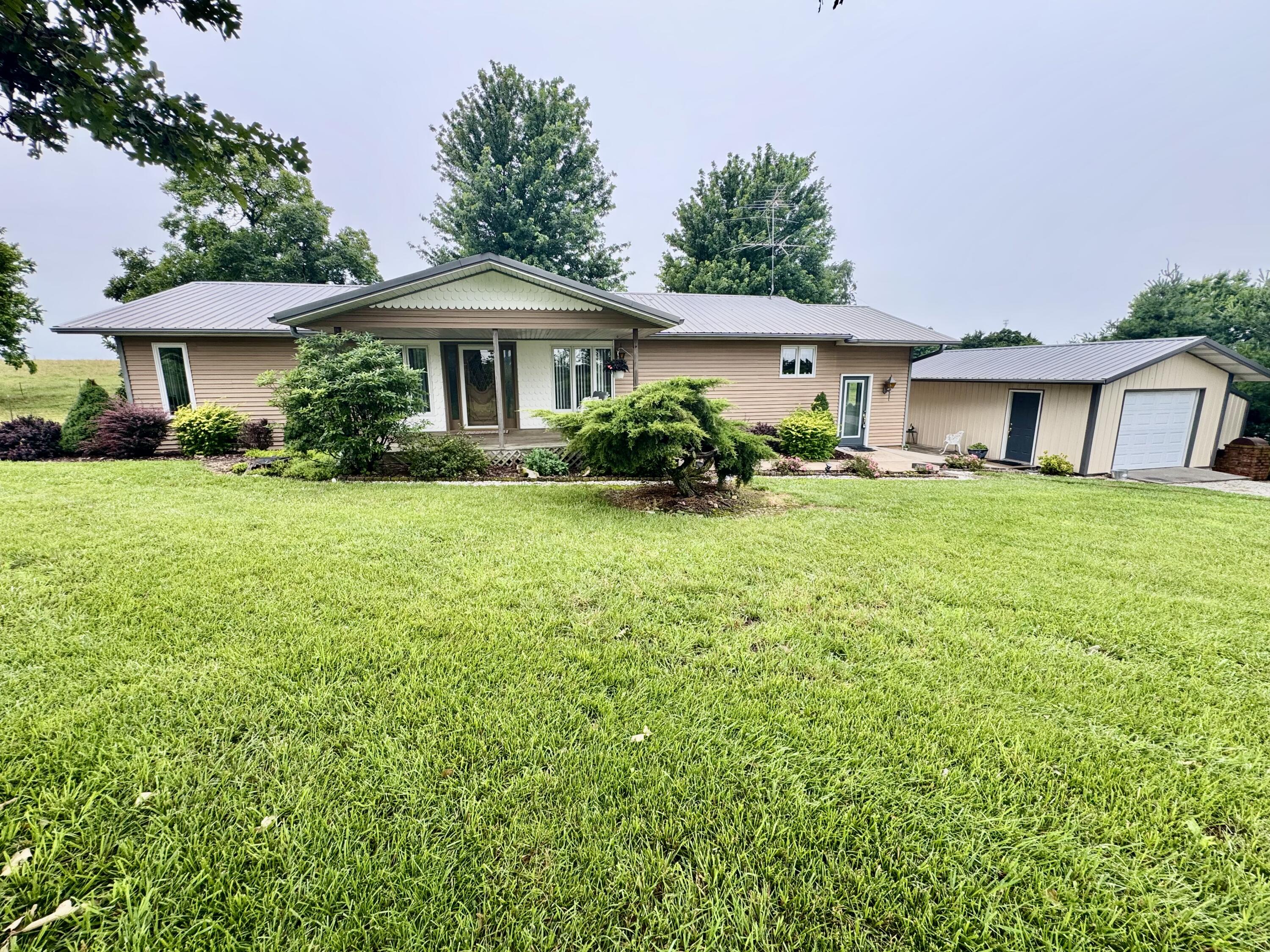12459 Farm Road 1015 — photo