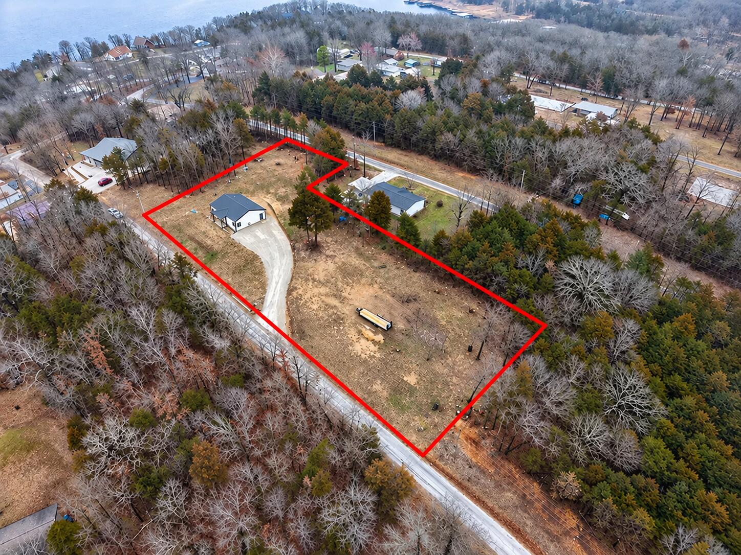 290 Mockingbird Lane — photo