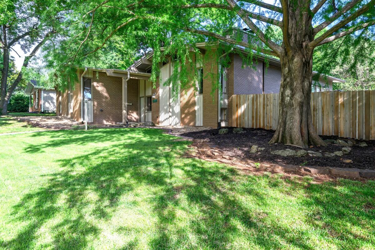 2291 E Mirabeau Street, Springfield, MO 65804 — photo 3