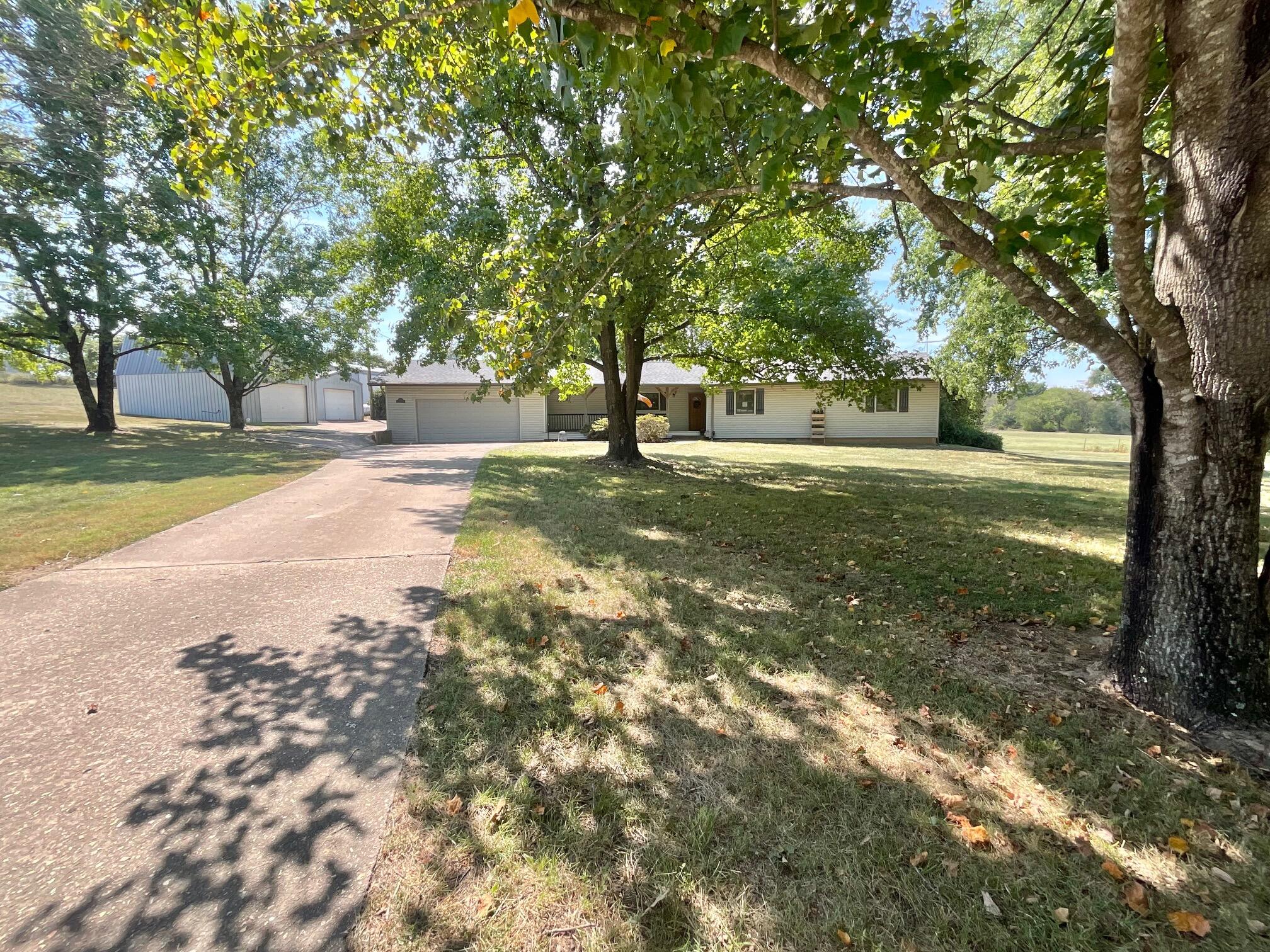 9013 County Road 6750 — photo