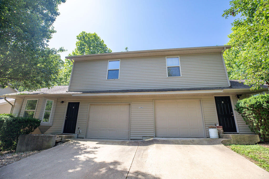 1293 Hillcrest Place A&B — photo