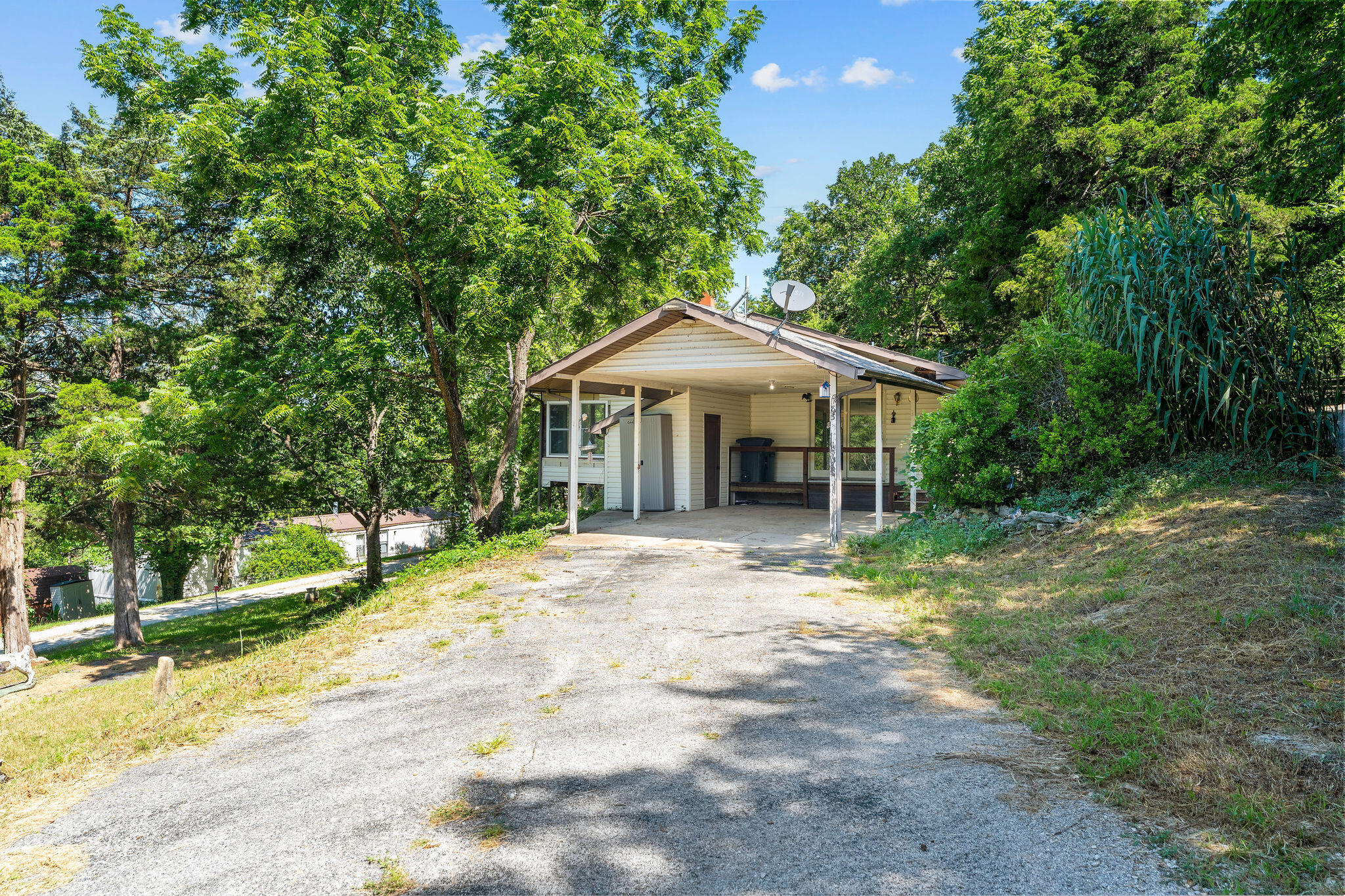 85 Quarterline Drive — photo