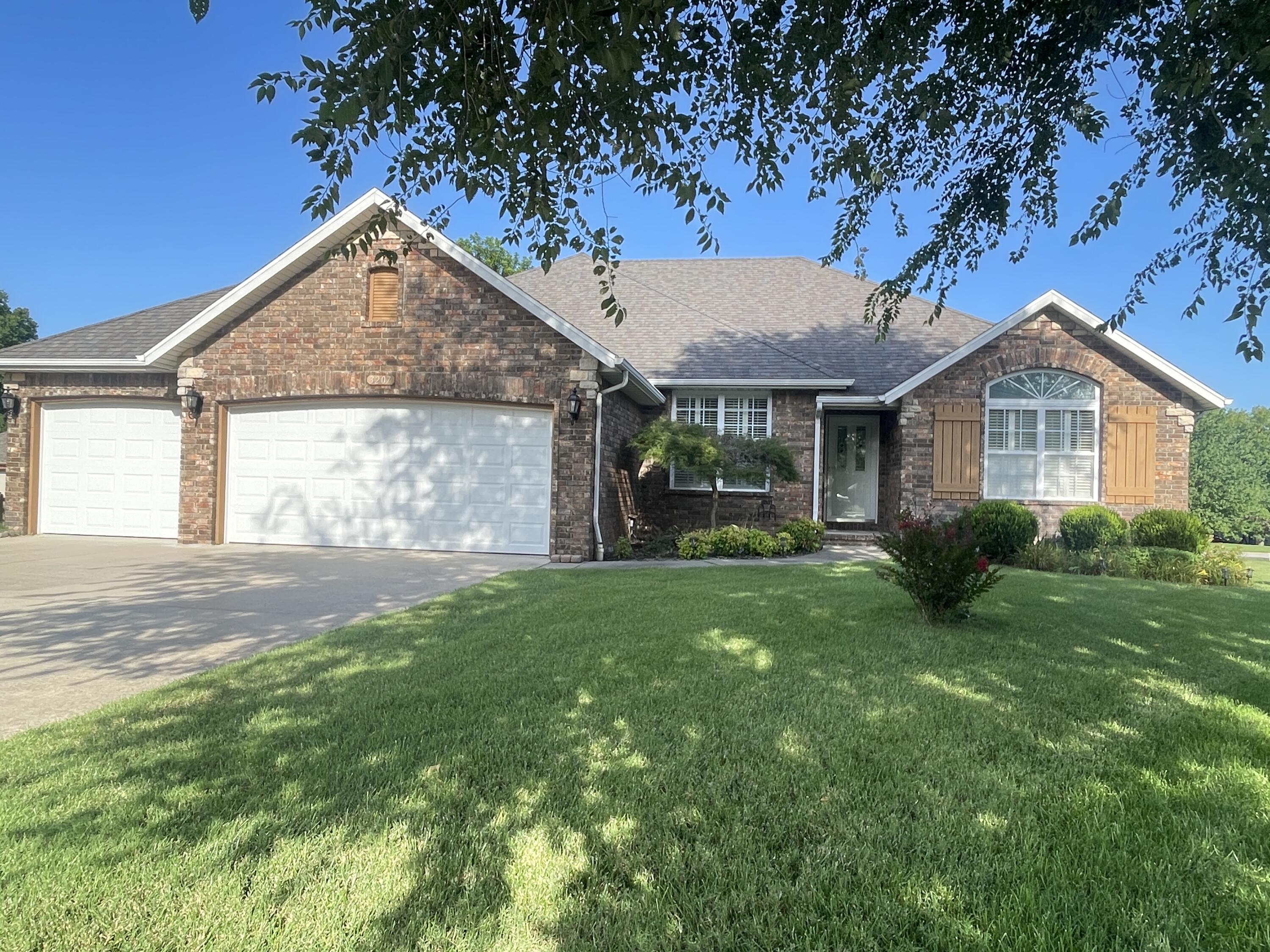 3207 W Aussie Court — photo