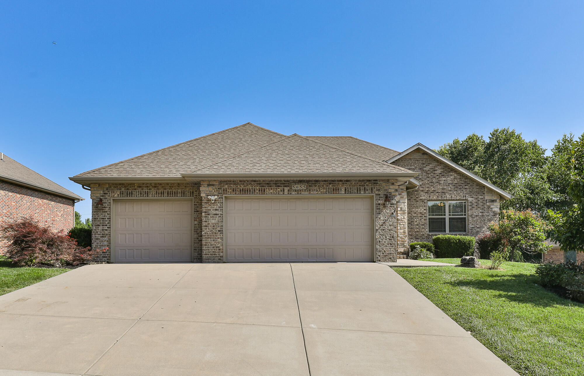 5055 E Farm Road 122 — photo
