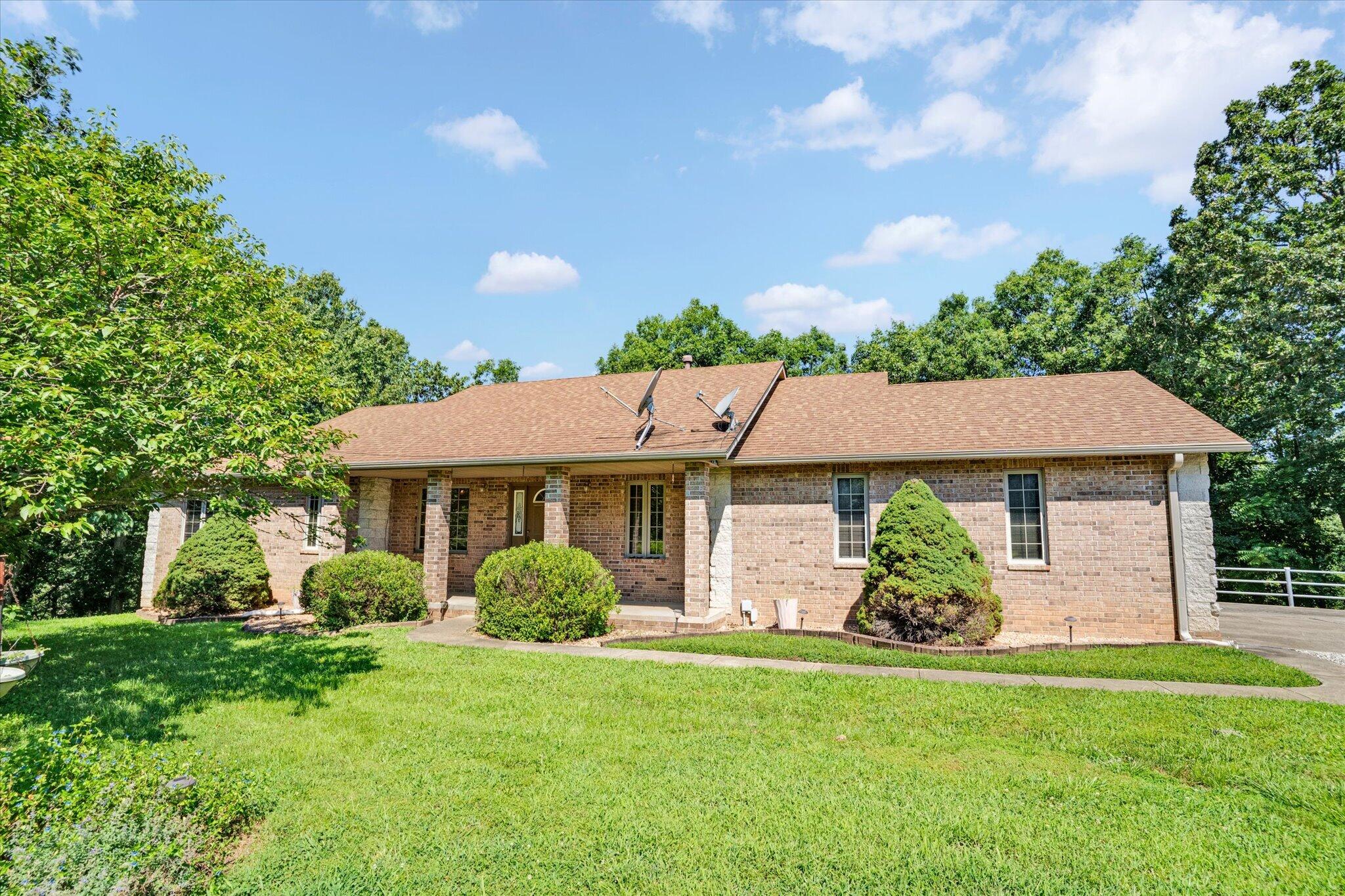 538 Munson Hill Drive — photo