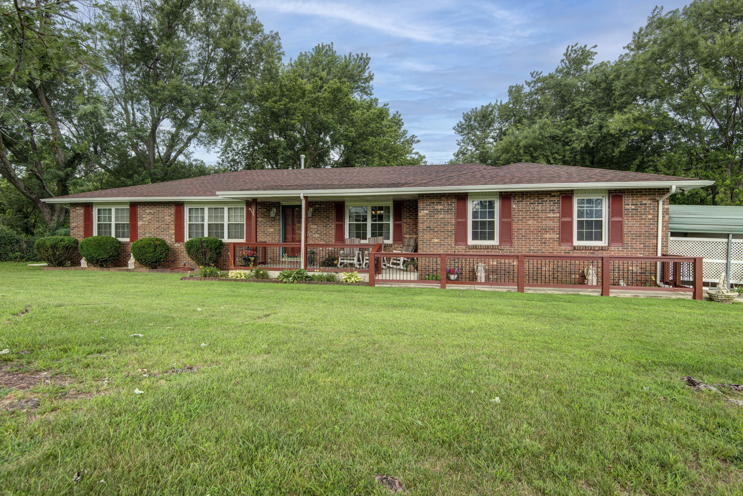 2369 N Farm Road 101 — photo