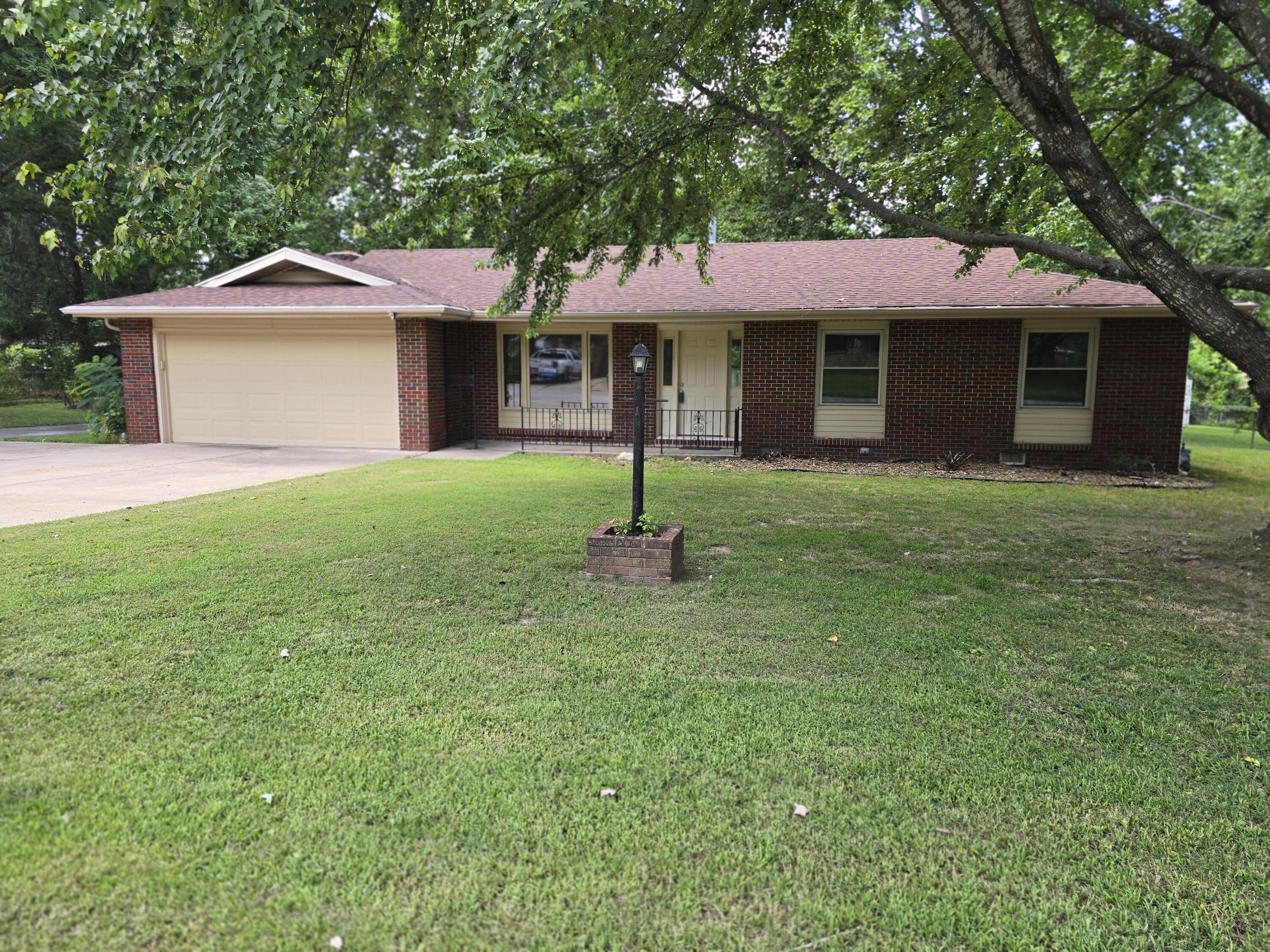 4321 S Ridgecrest Drive, Springfield, MO 65810 — photo 2