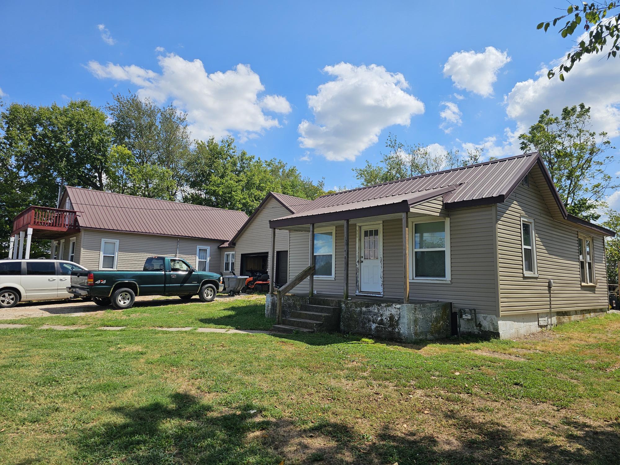 364 366 Phoenix Splitlog Road, Goodman, MO 64843 — photo 2