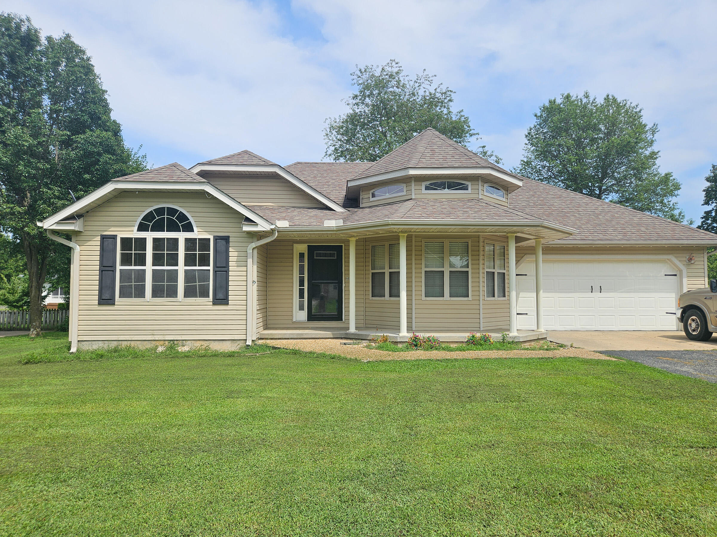 703 Kaitlin Drive — photo