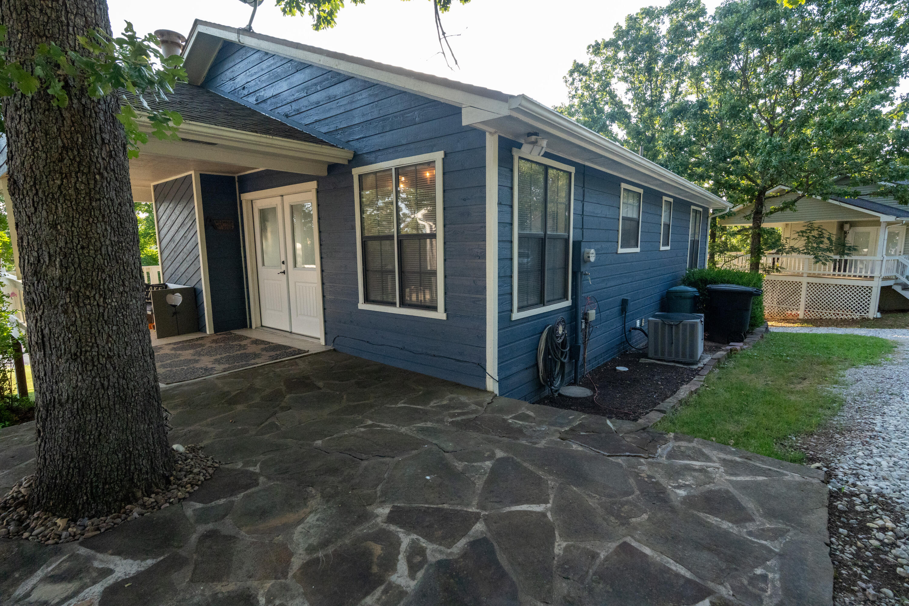 306 Deer Park Circle — photo