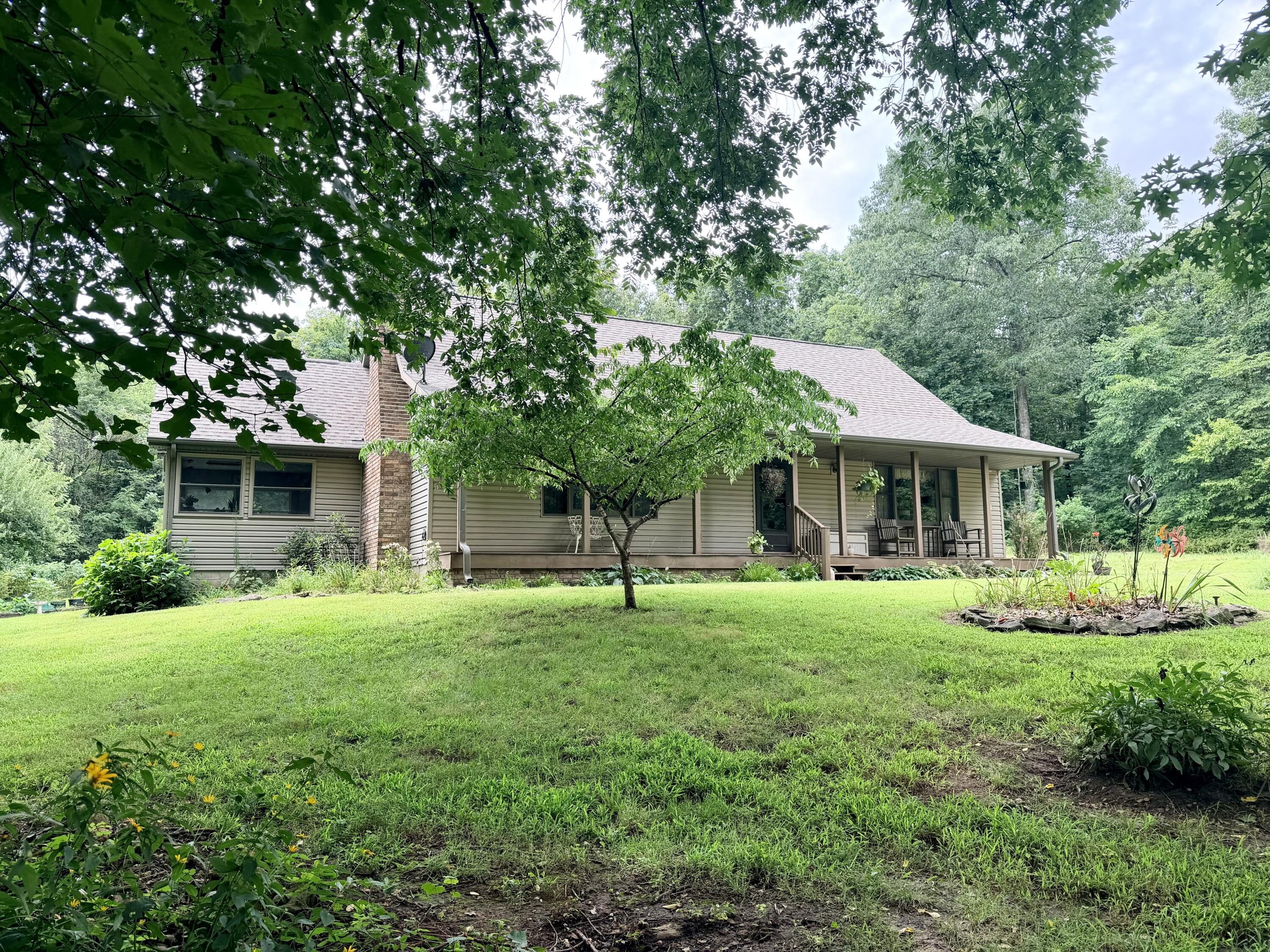 34 E Dade 86, Greenfield, MO 65661 — photo 2