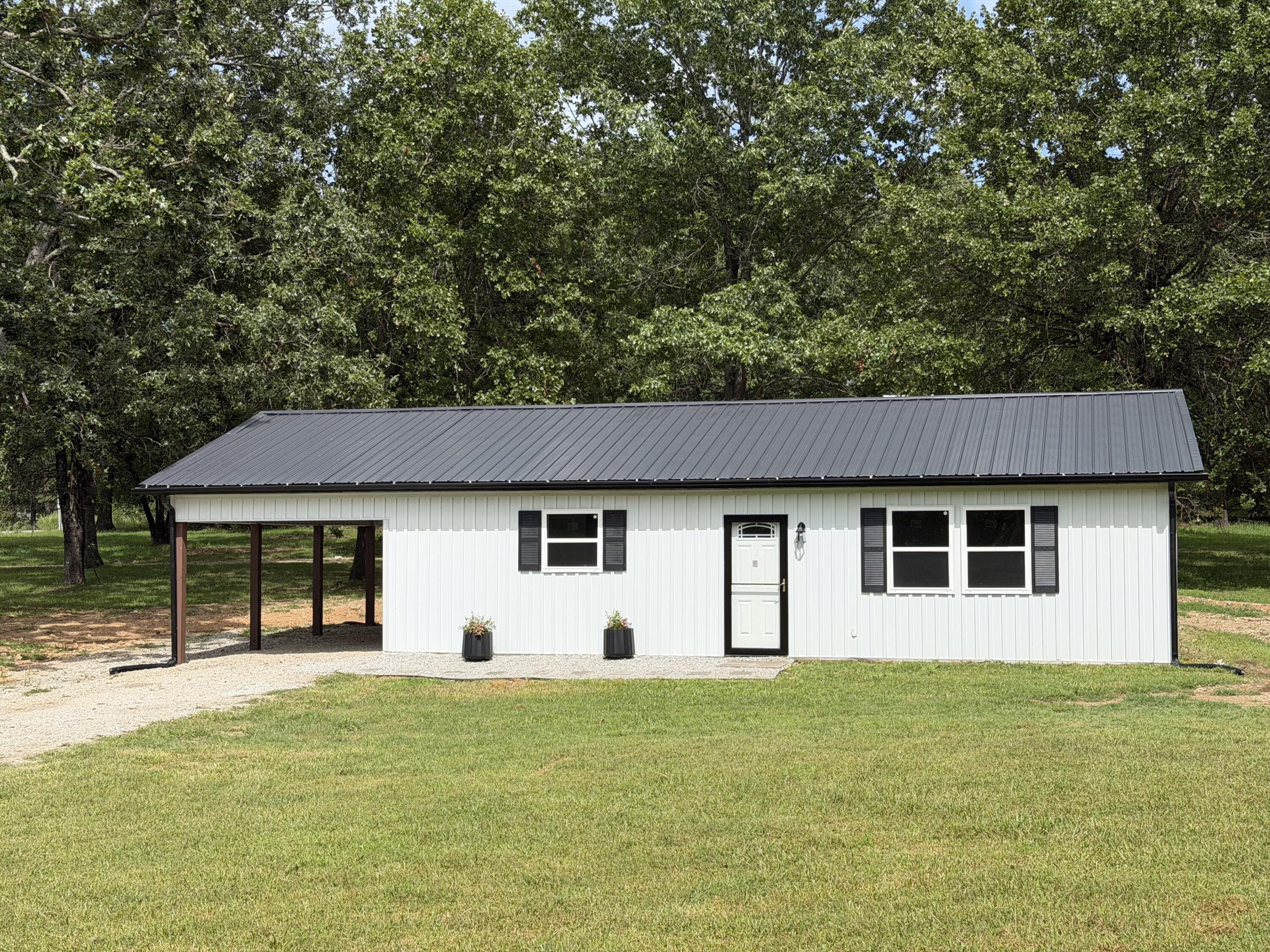 7282 Private Road 1830 — photo