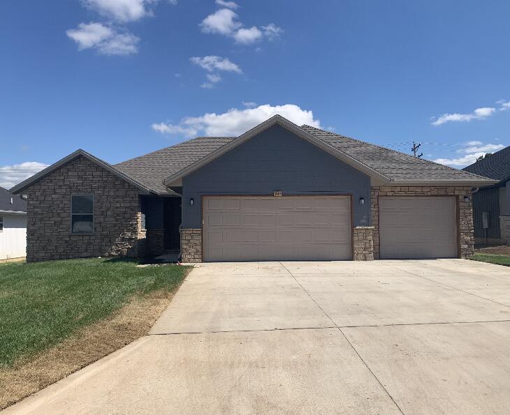 934 S Pindall Lane — photo