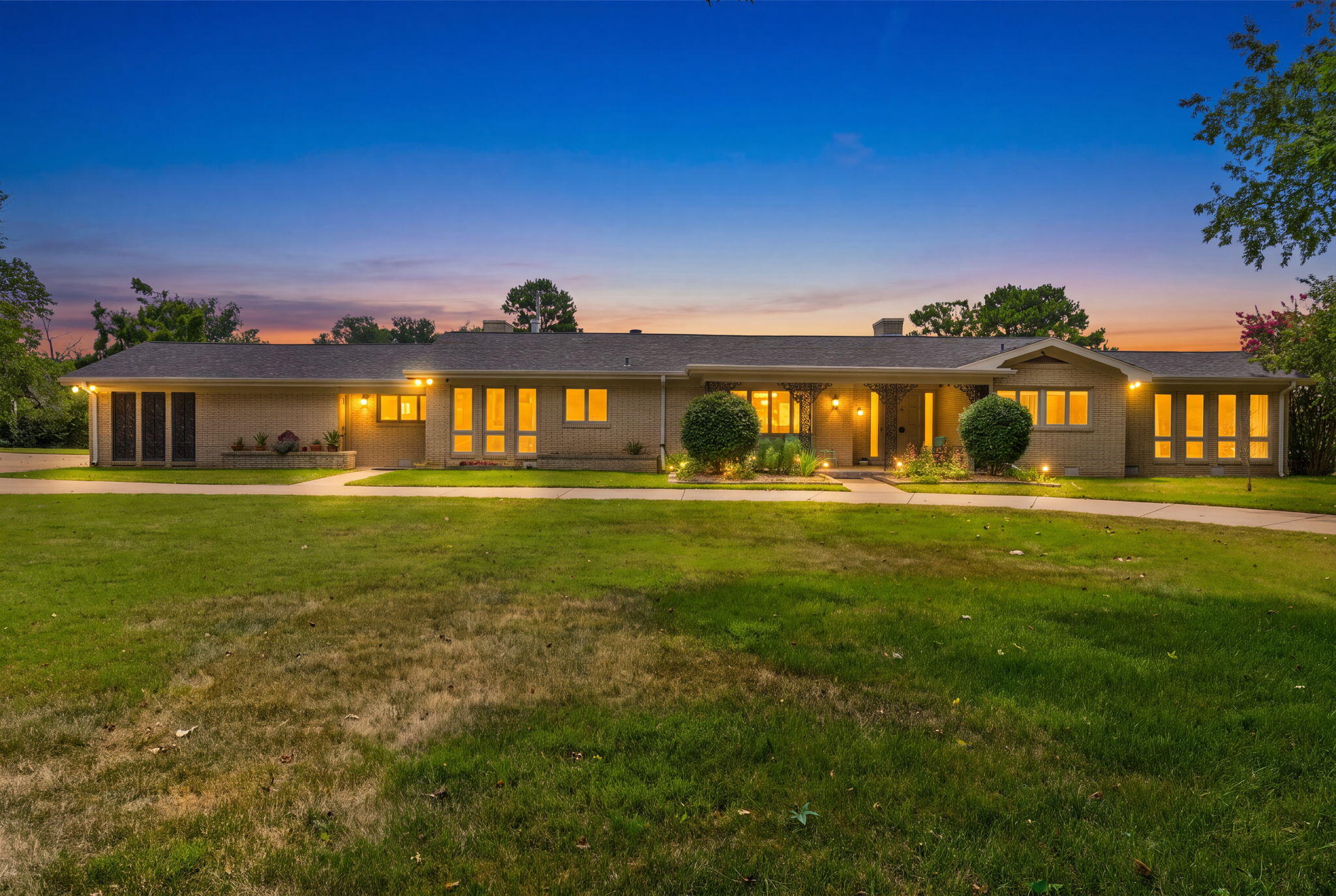 520 Parnell Drive — photo