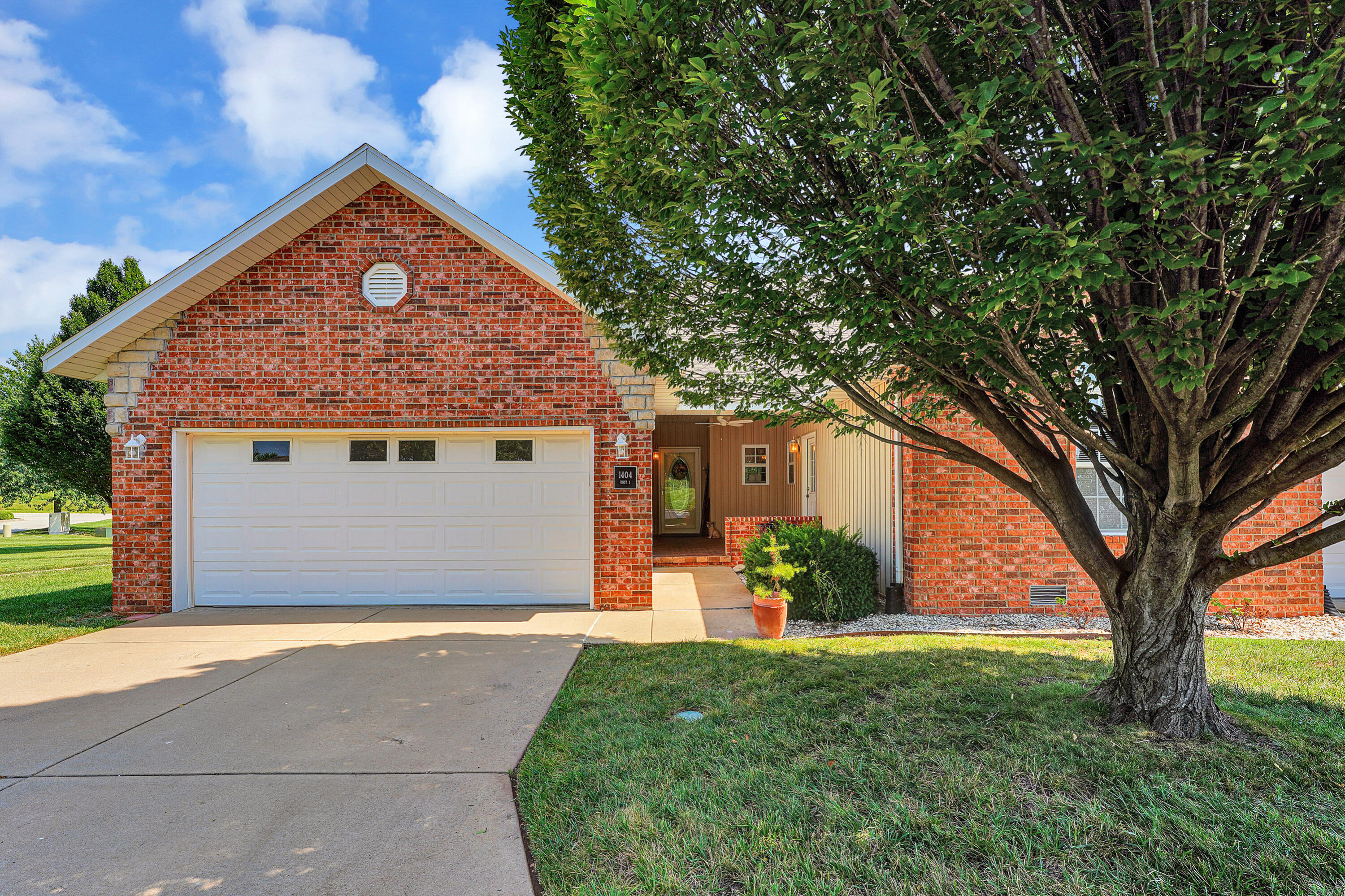 1404 N Sandy Creek Circle Unit 1 — photo