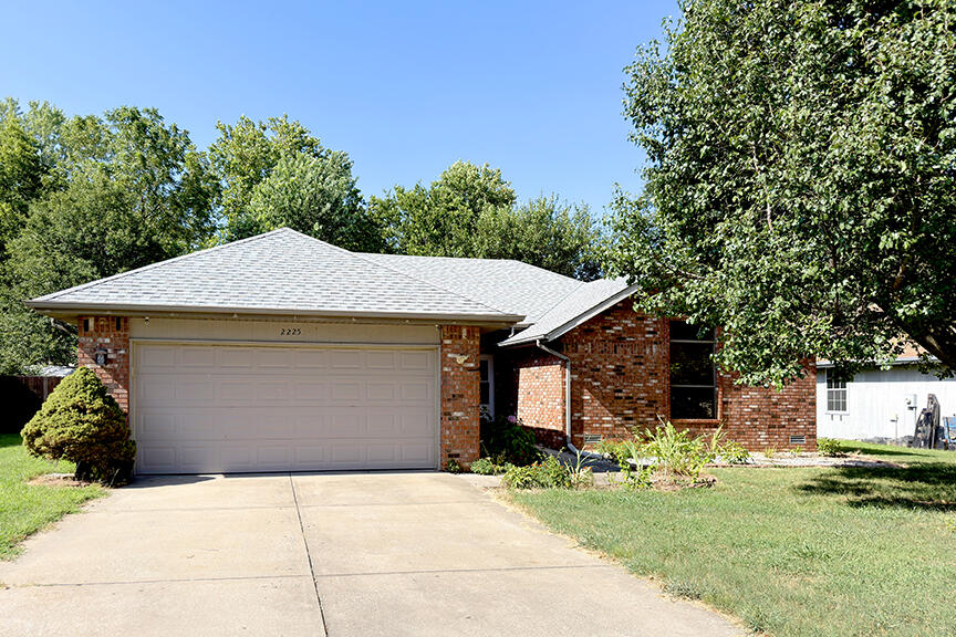 2225 W Rockwood Street — photo
