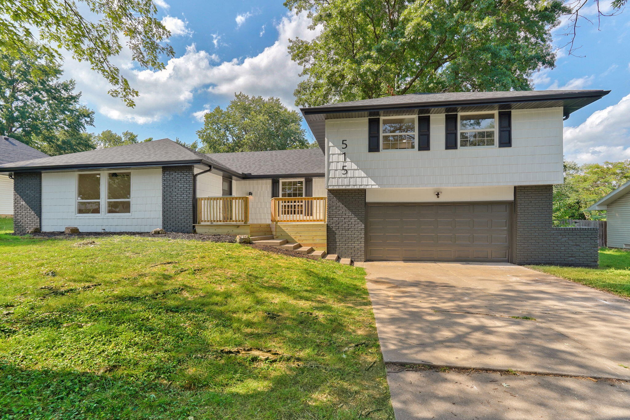 515 E Kingsley Street — photo