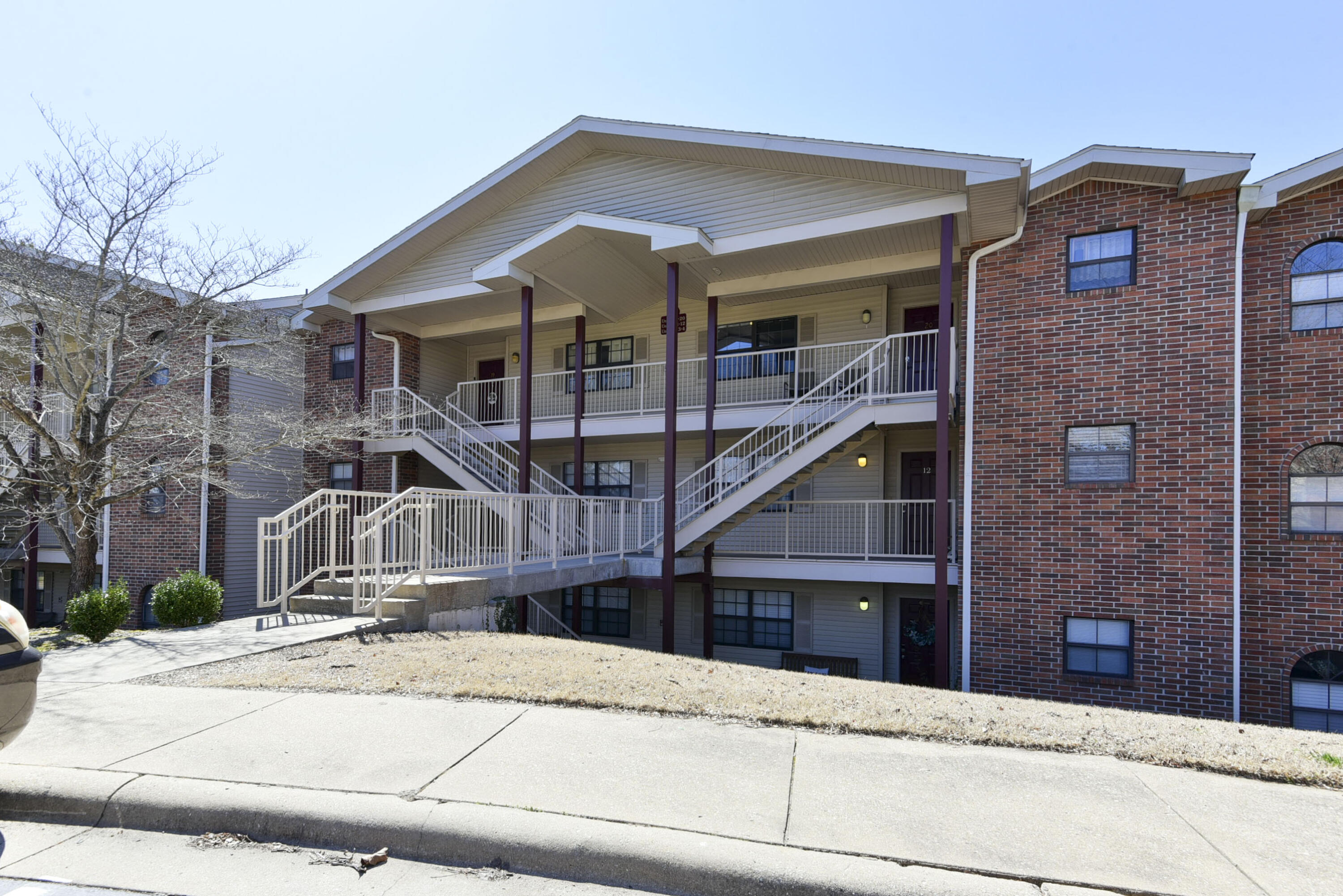 350 Wildwood Drive S 24 — photo