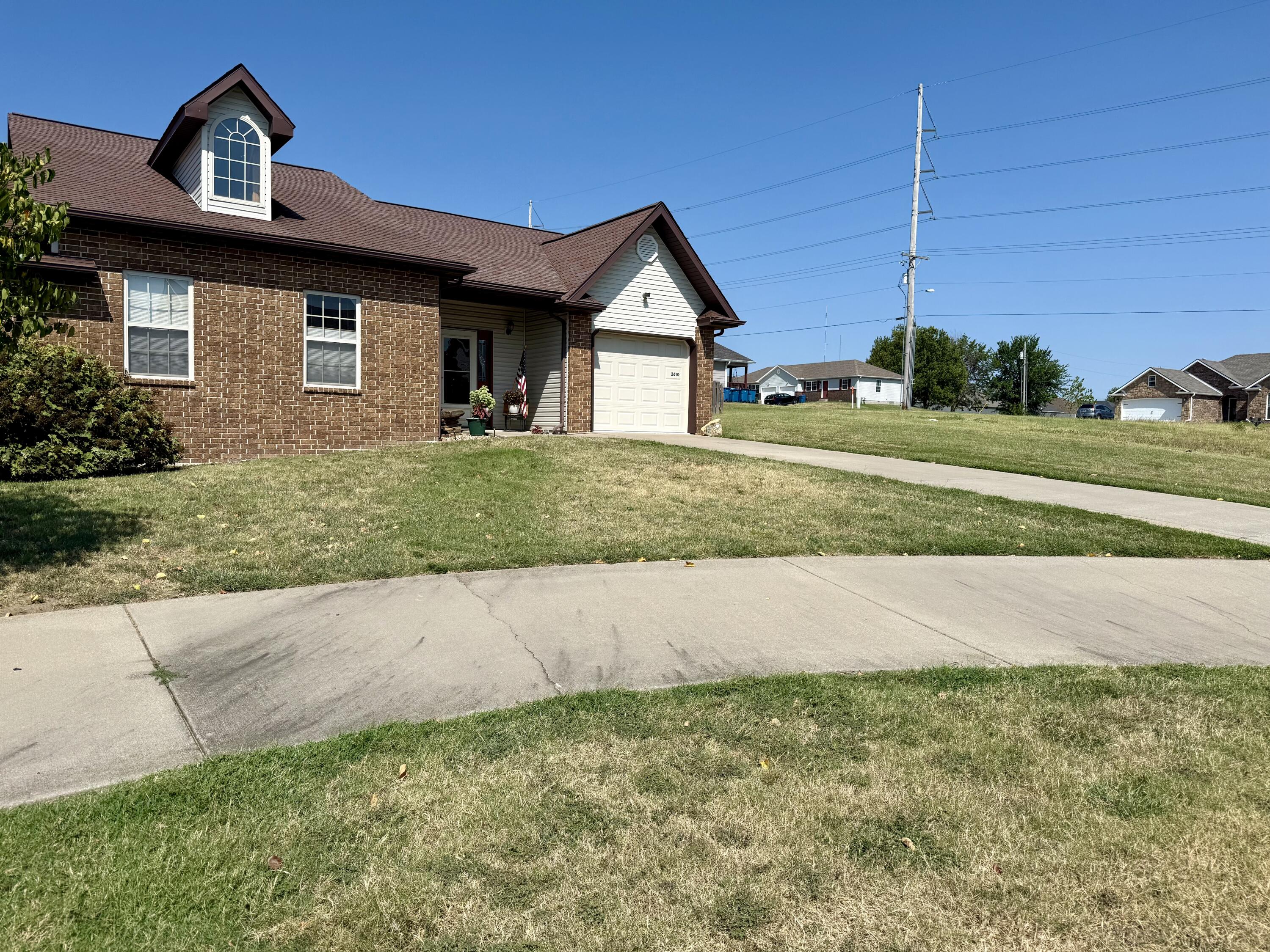2610 S Adele Avenue, Joplin, MO 64804 — photo 2
