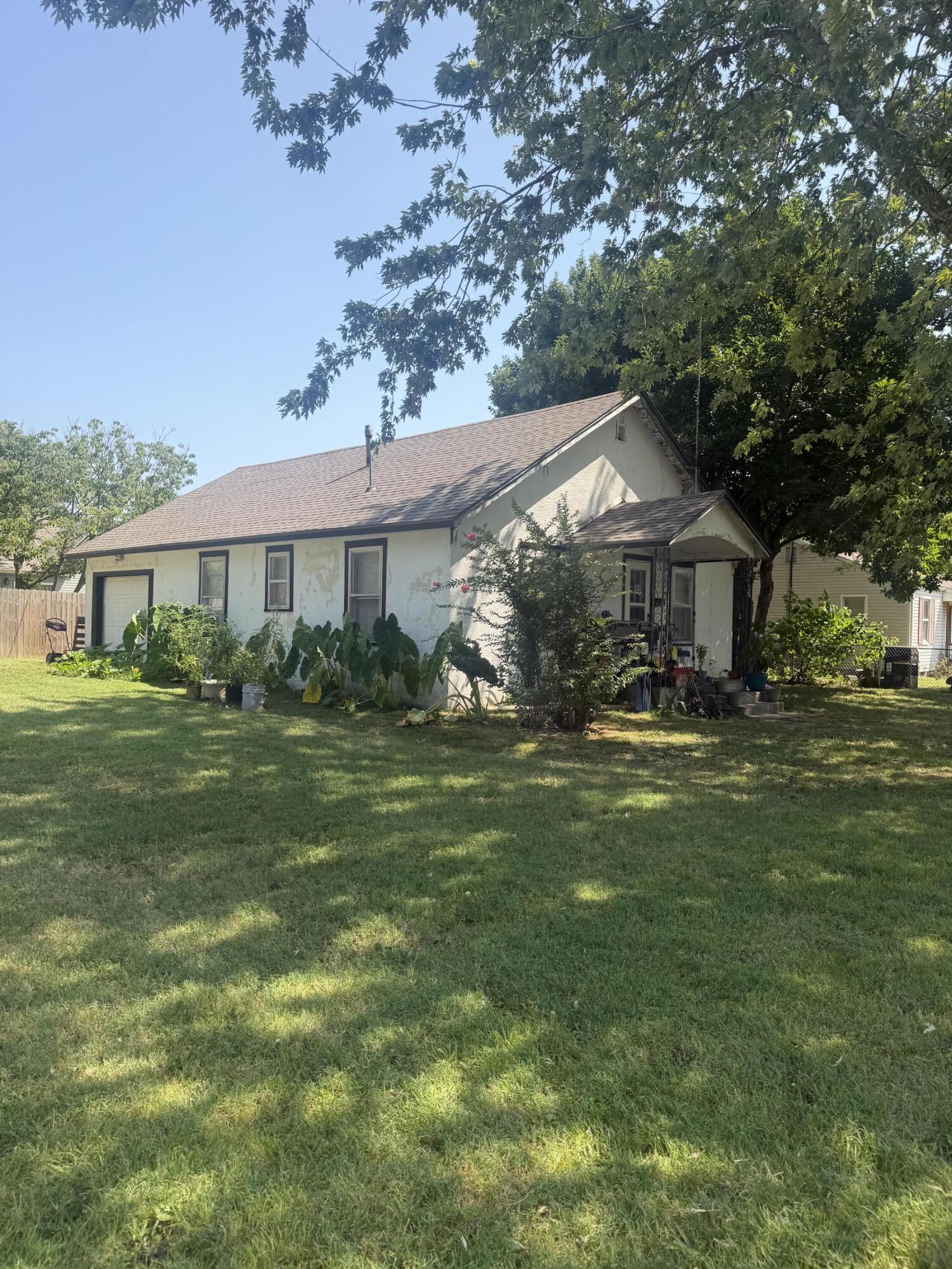 403 E Highland Street — photo