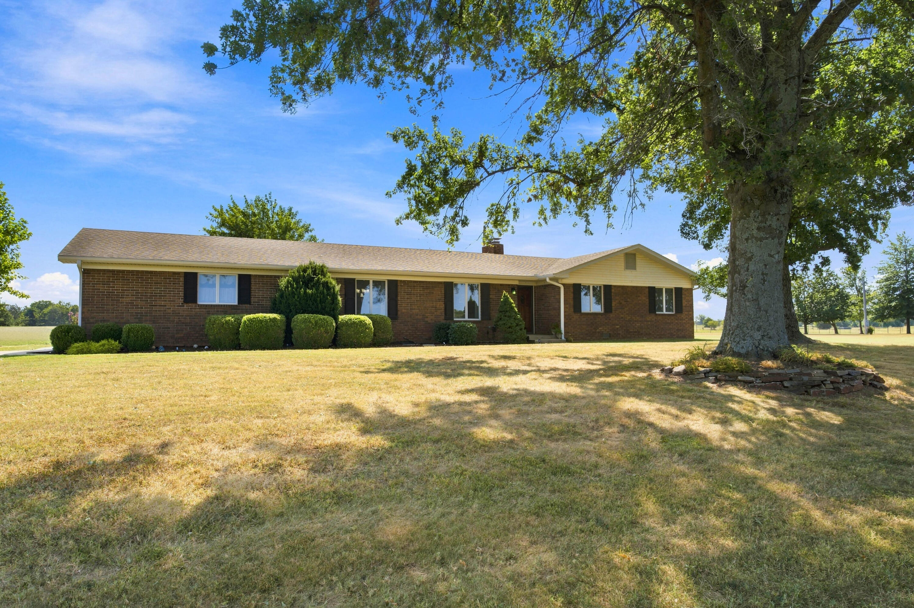 288 Farm Road 1120 — photo