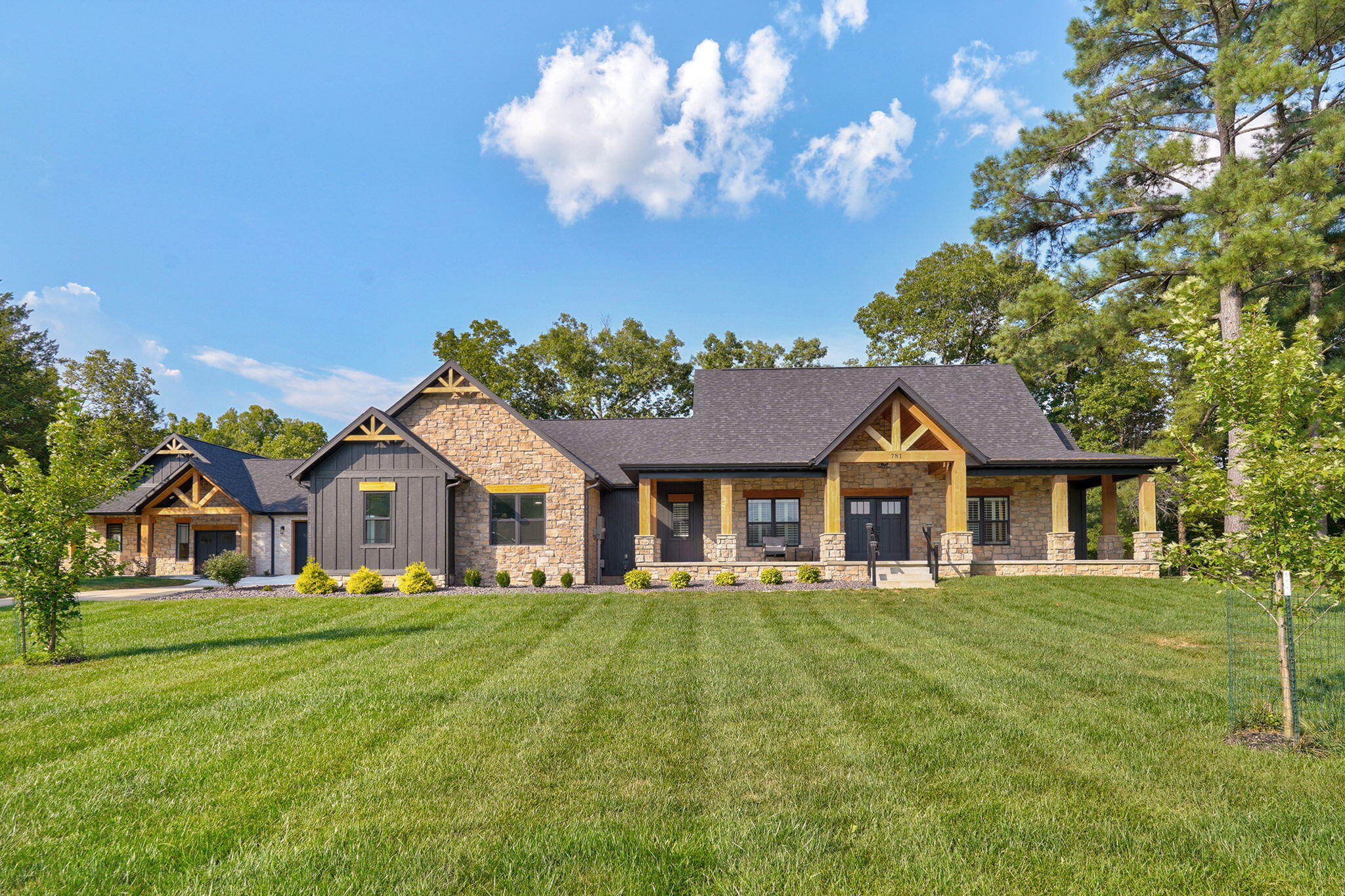 781 Seven Pines Drive — photo